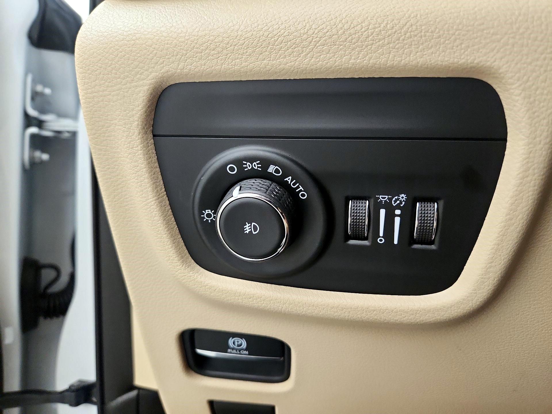 Thumbnail: 2021 Jeep Grand Cherokee L - 13