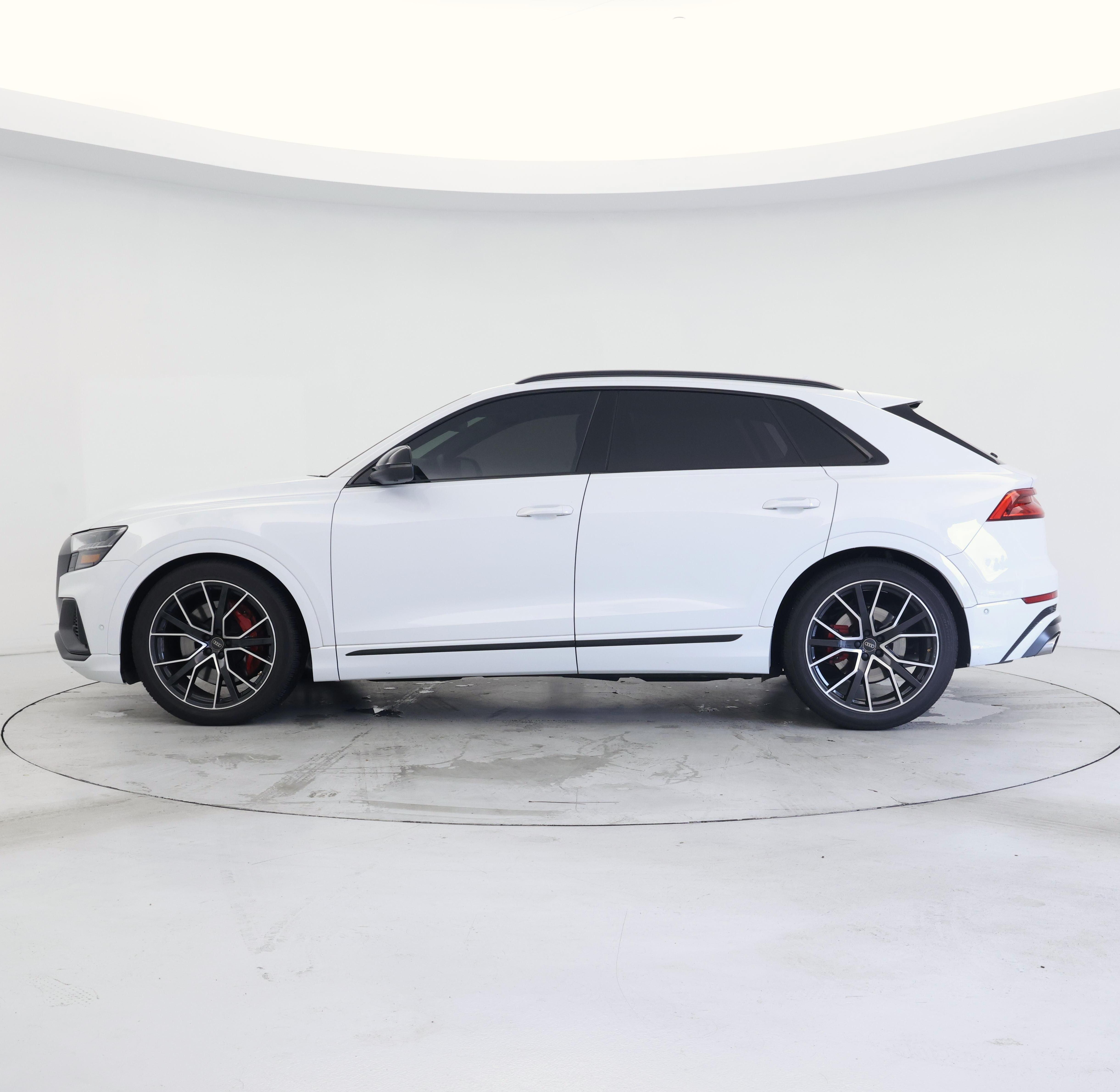 Thumbnail: 2023 Audi SQ8 - 3