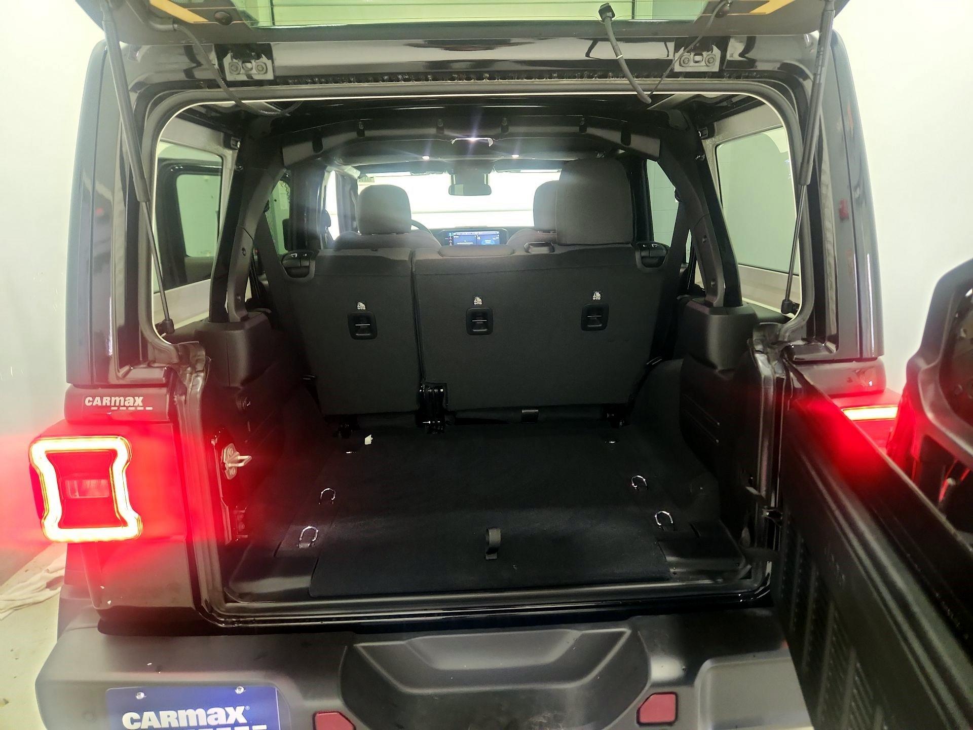 Thumbnail: 2024 Jeep Wrangler - 20