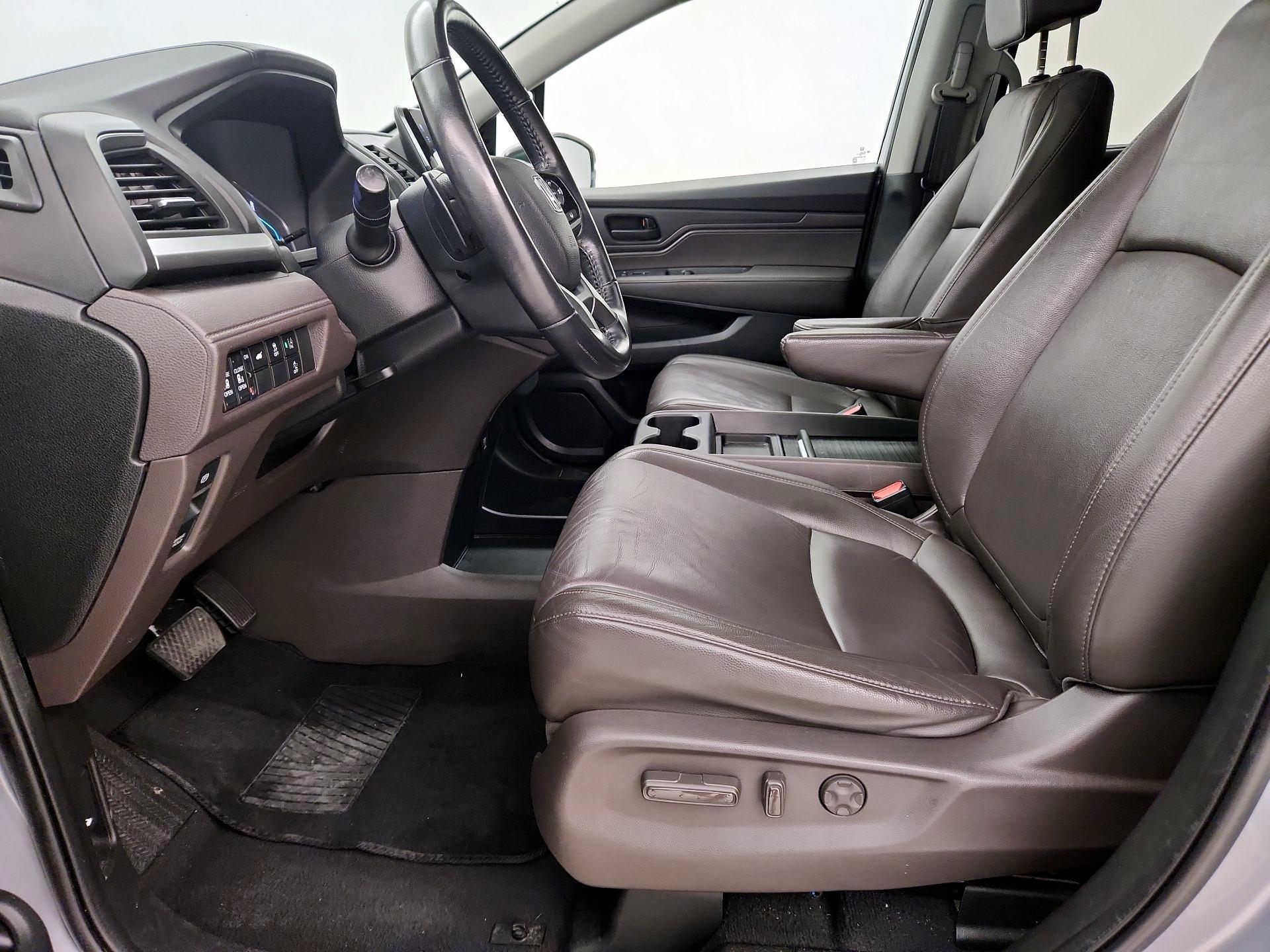 Thumbnail: 2020 Honda Odyssey - 11