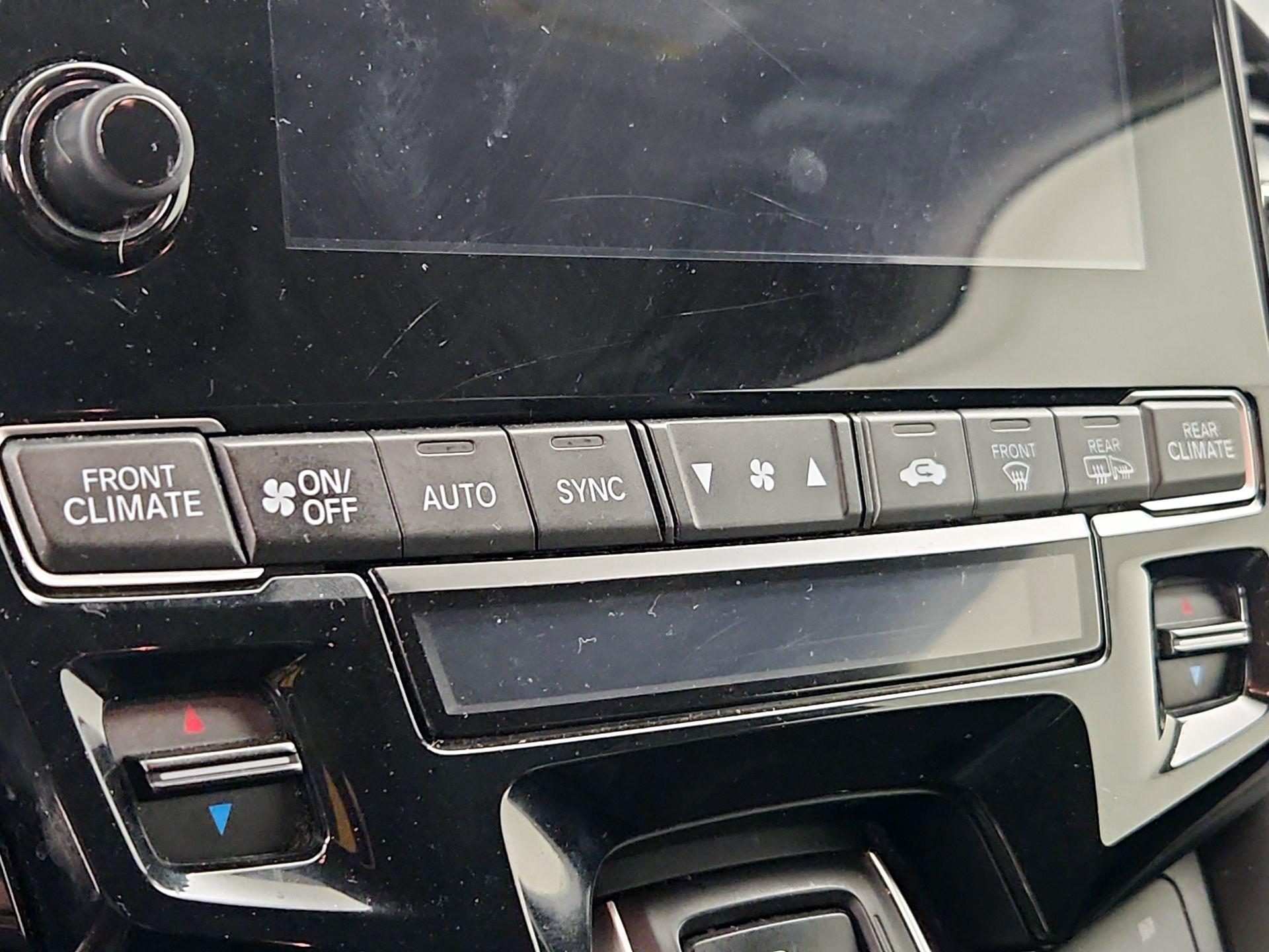 Thumbnail: 2020 Honda Odyssey - 16