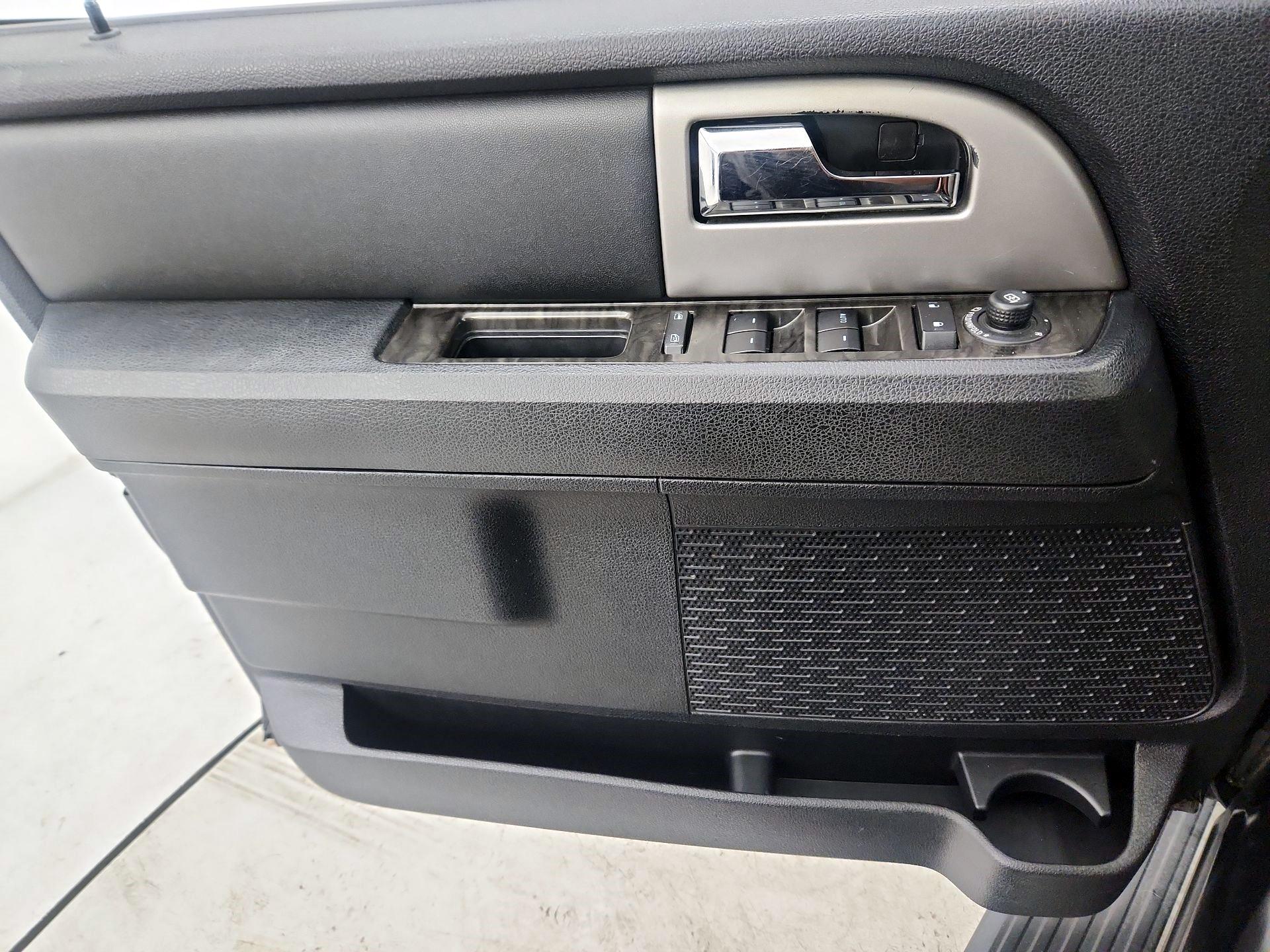 Thumbnail: 2015 Ford Expedition - 12