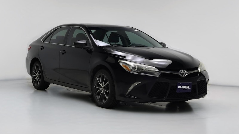 2017 Toyota Camry XSE Hero Image