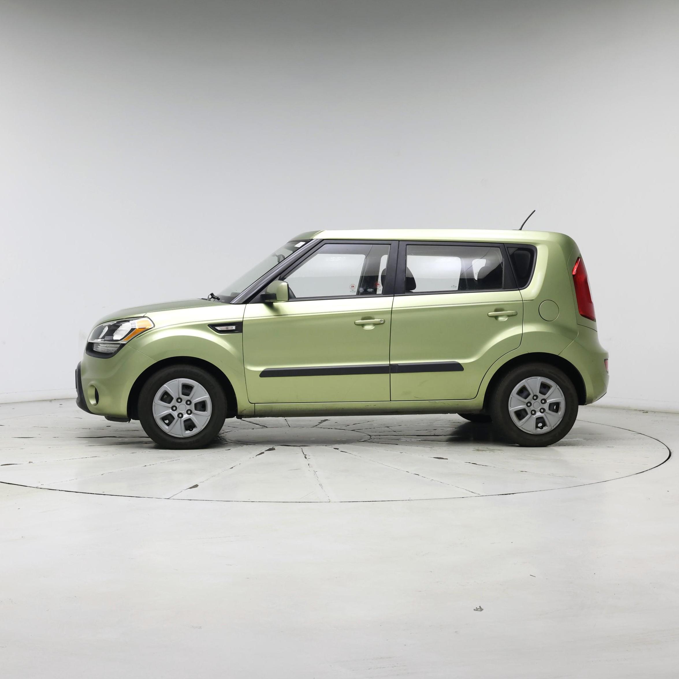 Thumbnail: 2013 Kia Soul - 3