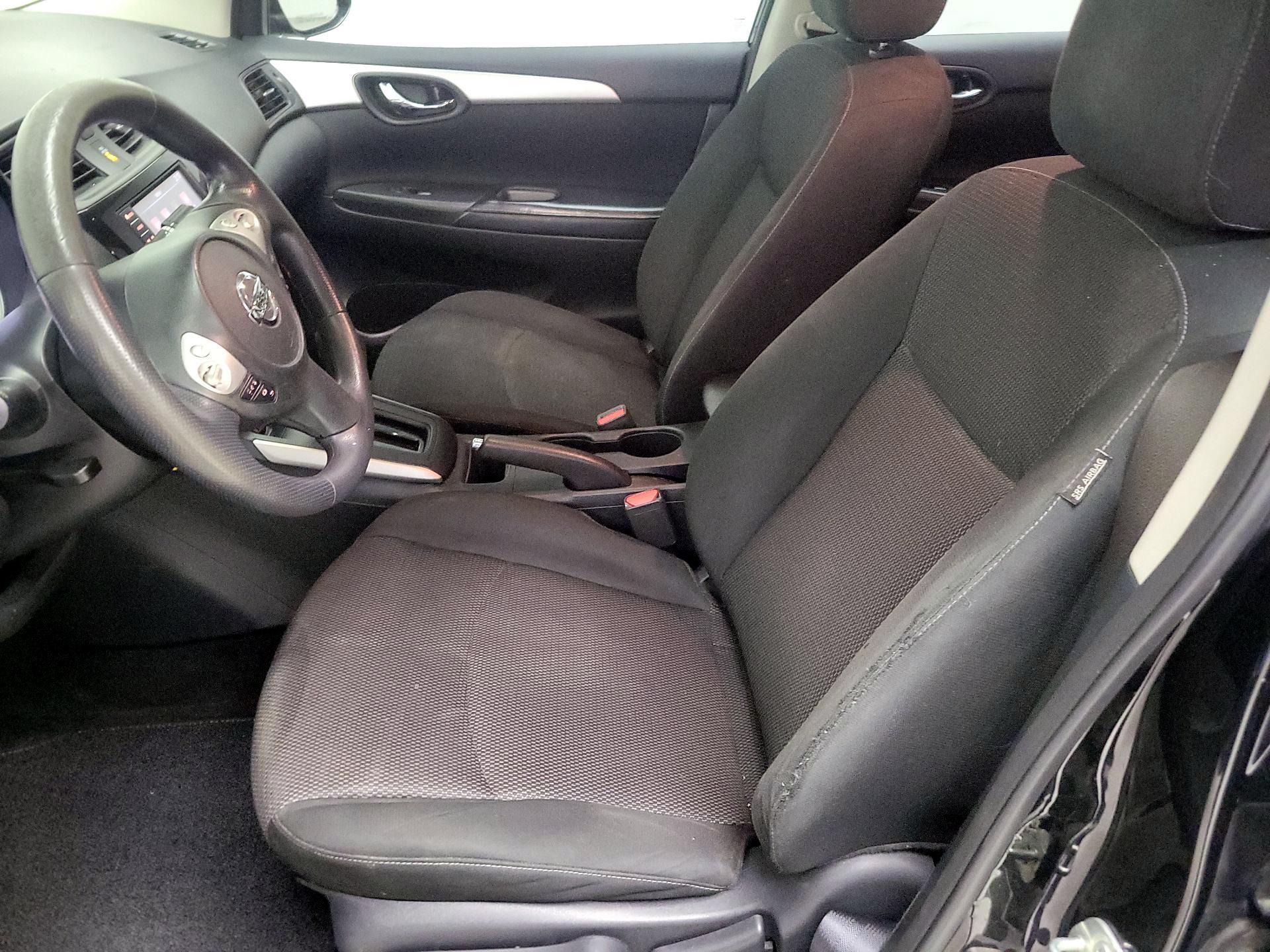 Thumbnail: 2019 Nissan Sentra - 11
