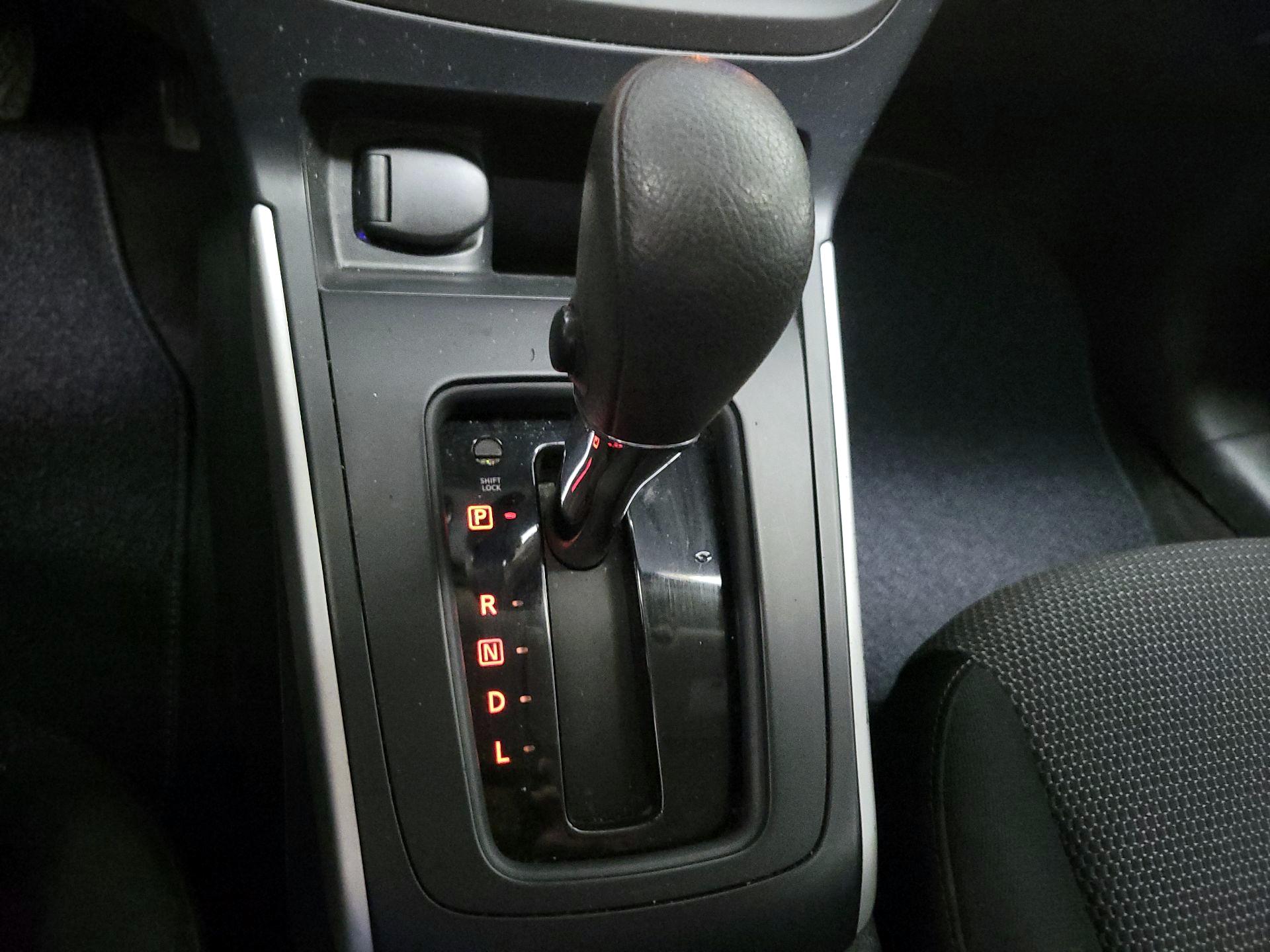Thumbnail: 2019 Nissan Sentra - 17