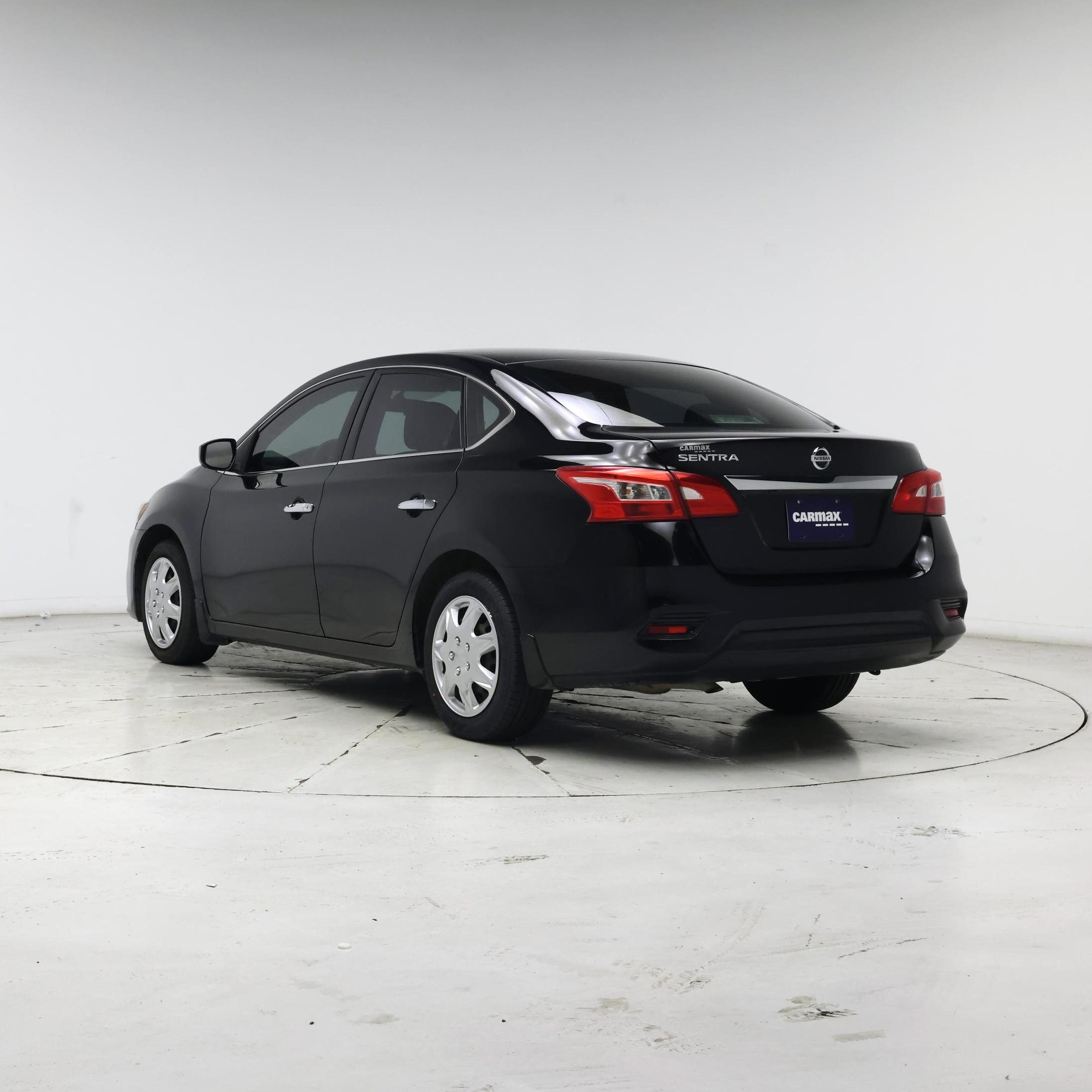 Thumbnail: 2019 Nissan Sentra - 2