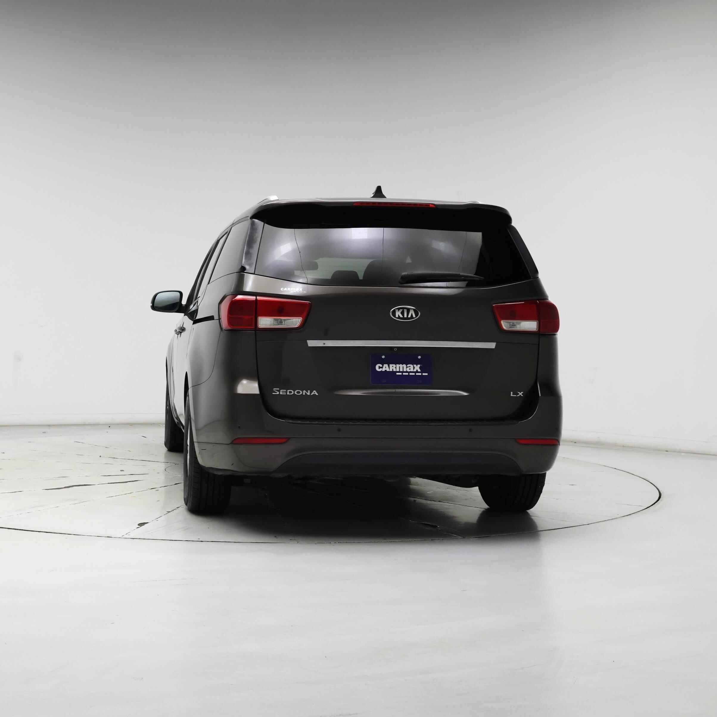 Thumbnail: 2017 Kia Sedona - 6