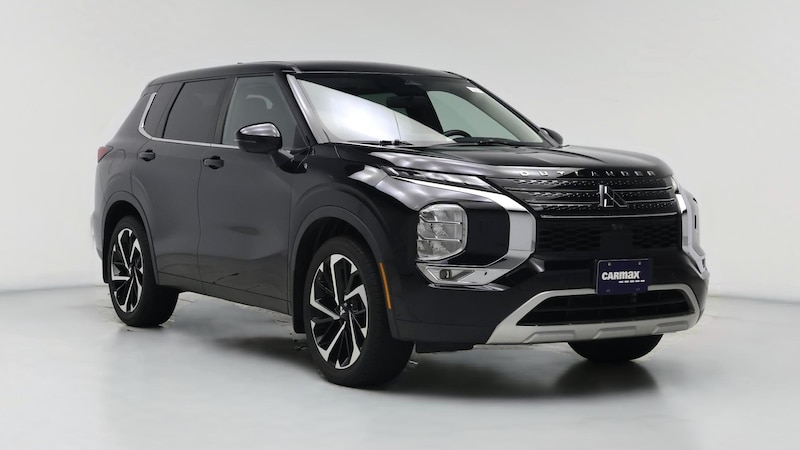 2022 Mitsubishi Outlander SE Hero Image