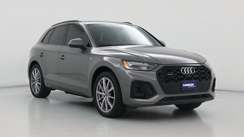 2023 Audi Q5 e Premium Plus Hero Image