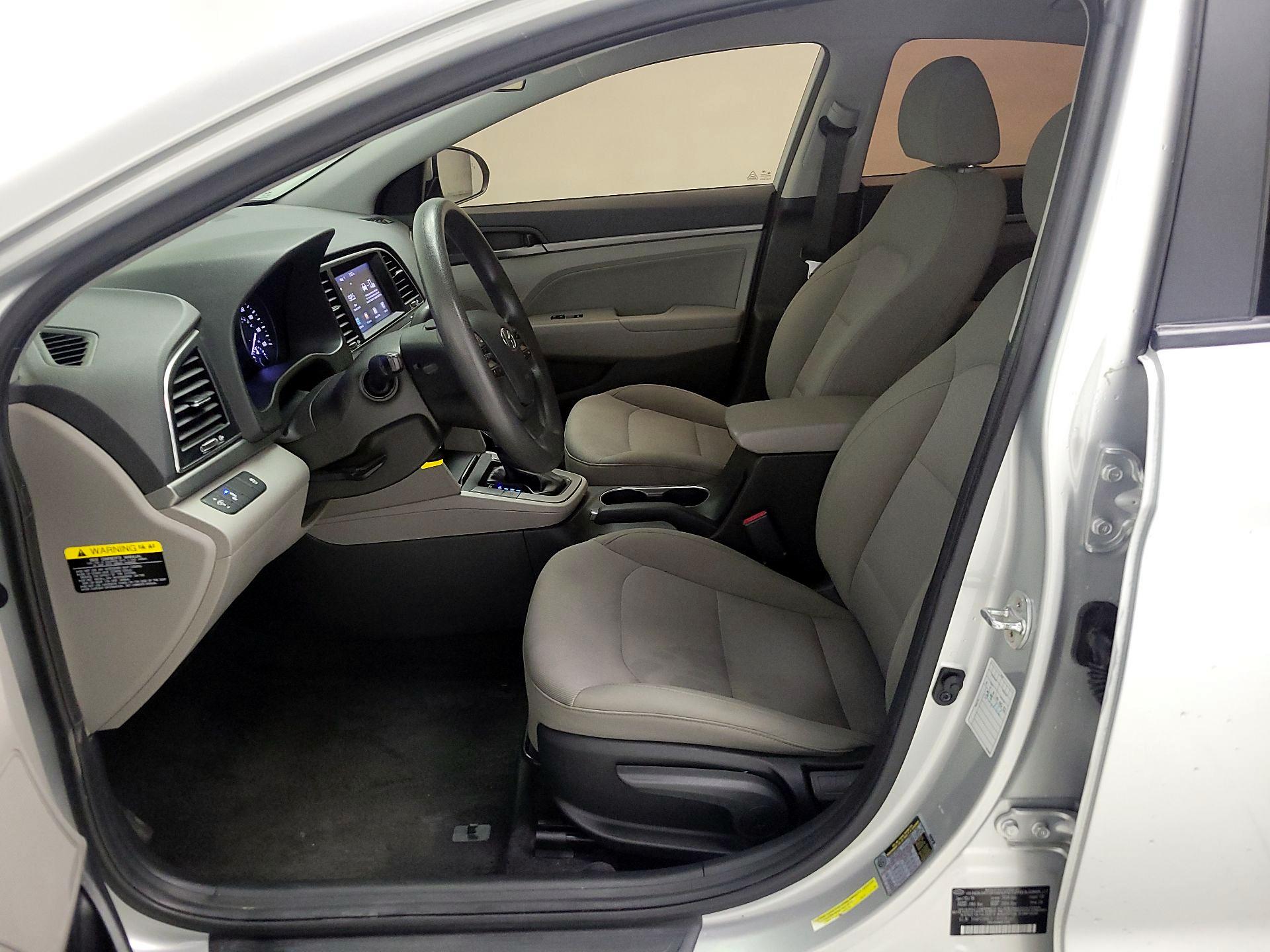 Thumbnail: 2018 Hyundai Elantra - 11