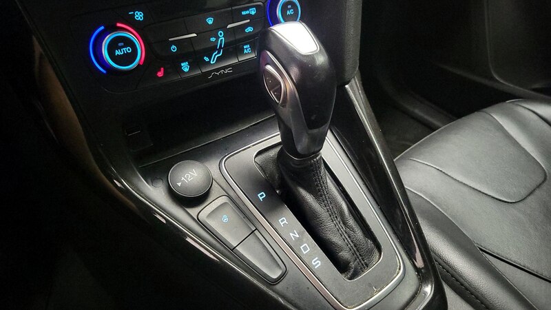 2018 Ford Focus Titanium 17
