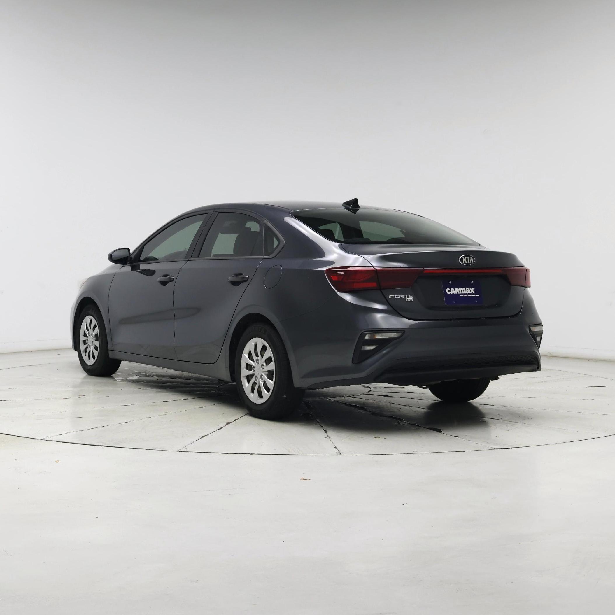 Thumbnail: 2021 Kia Forte - 2