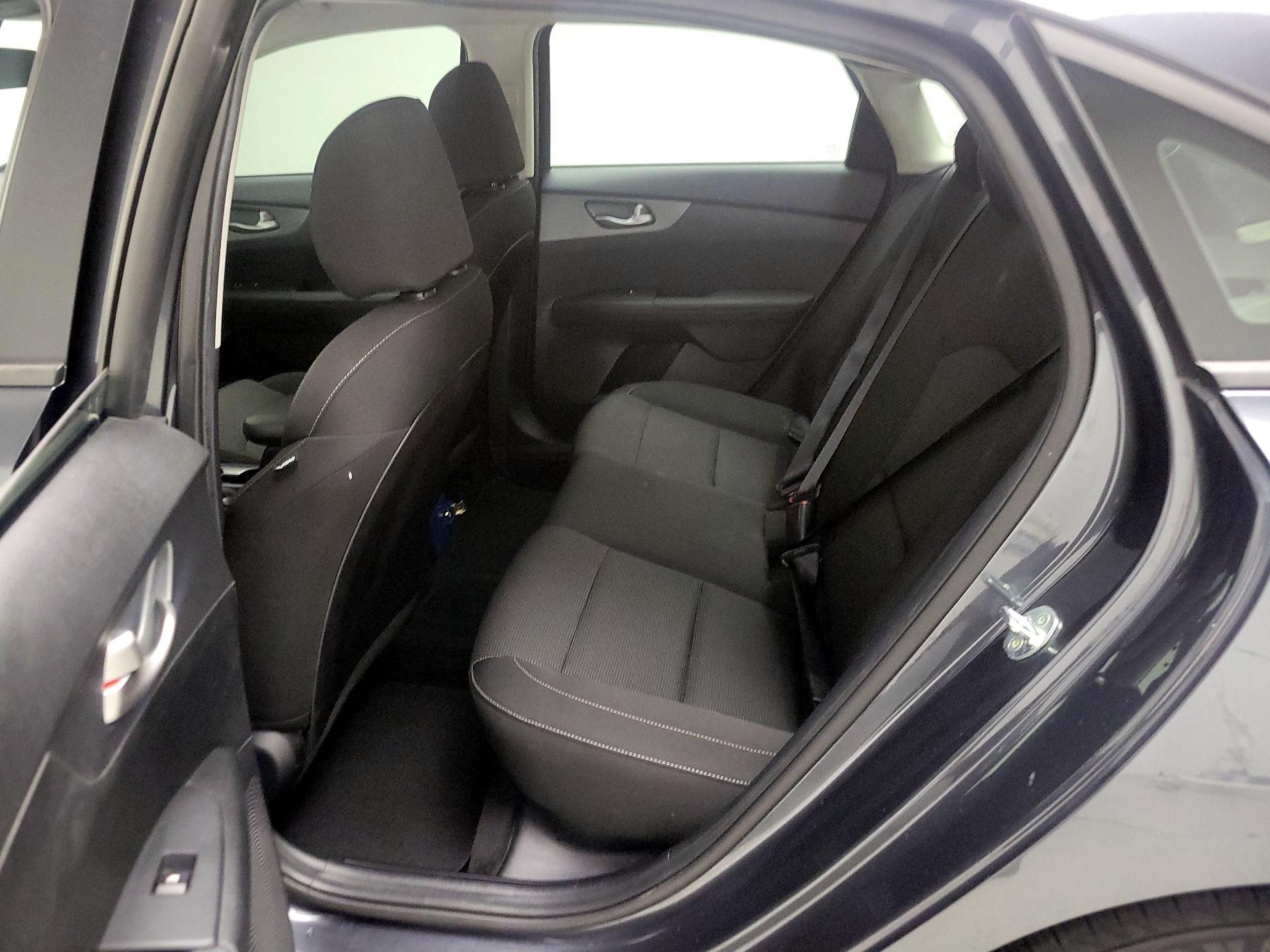 Thumbnail: 2021 Kia Forte - 19