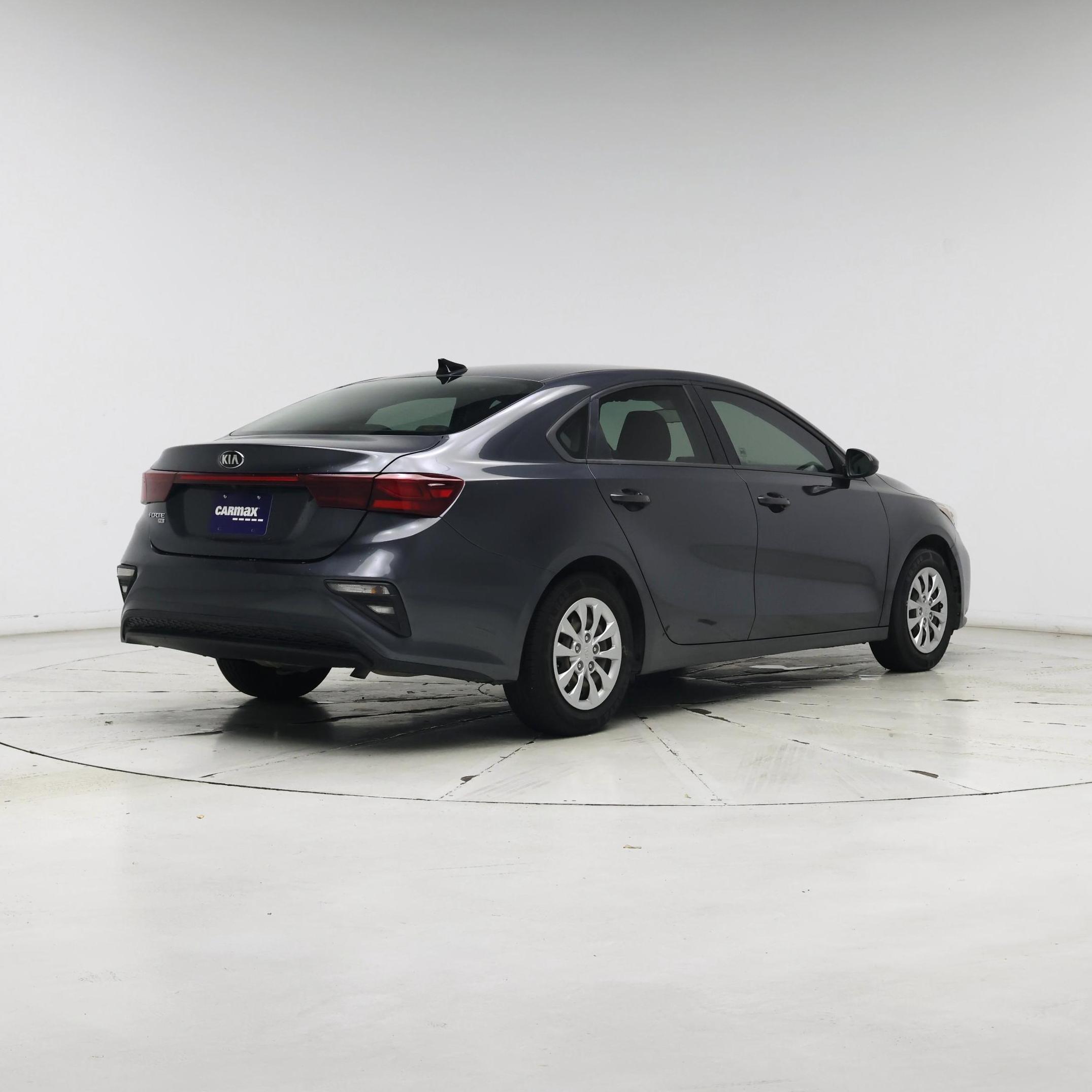 Thumbnail: 2021 Kia Forte - 8