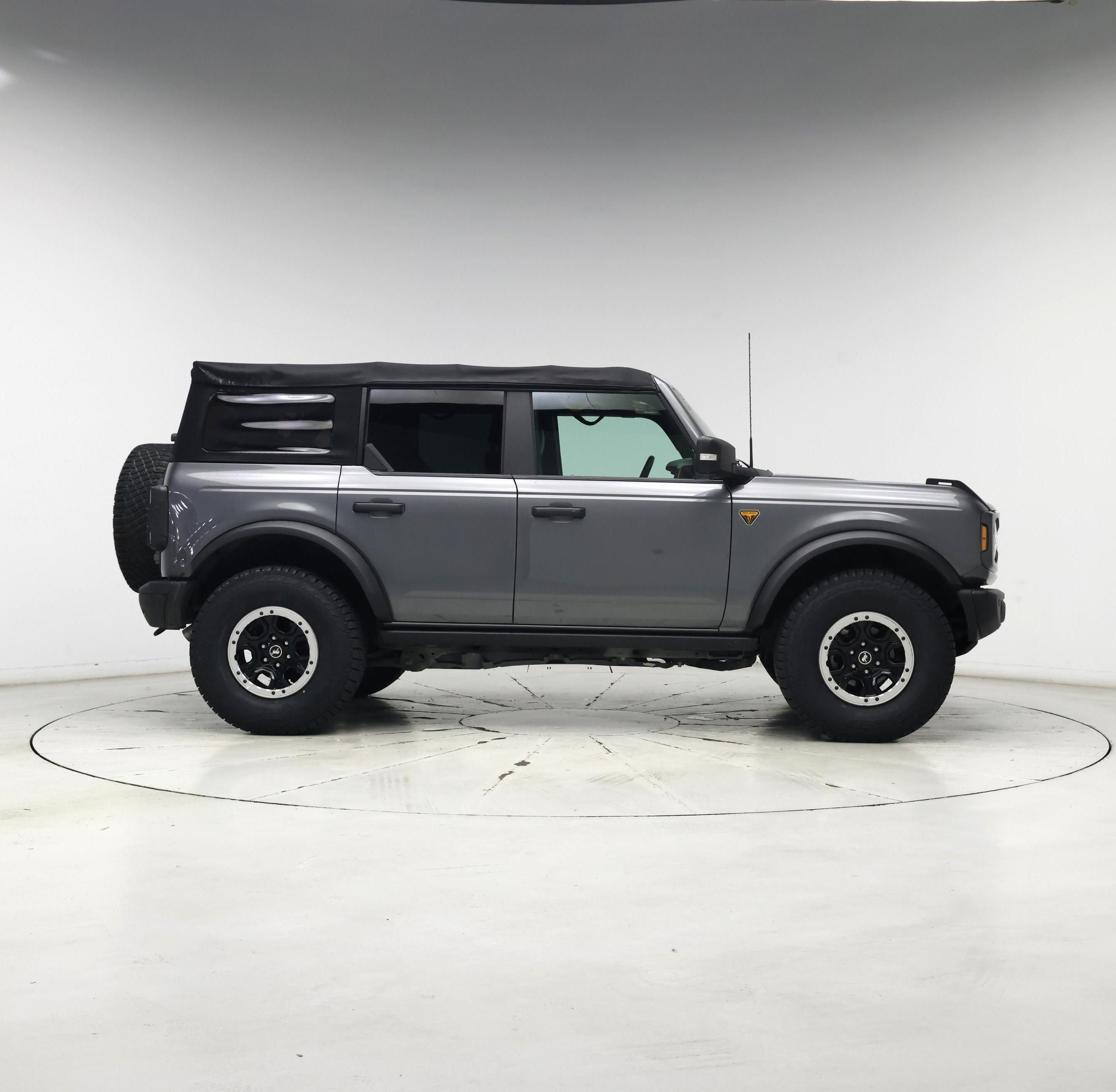 Thumbnail: 2022 Ford Bronco - 7