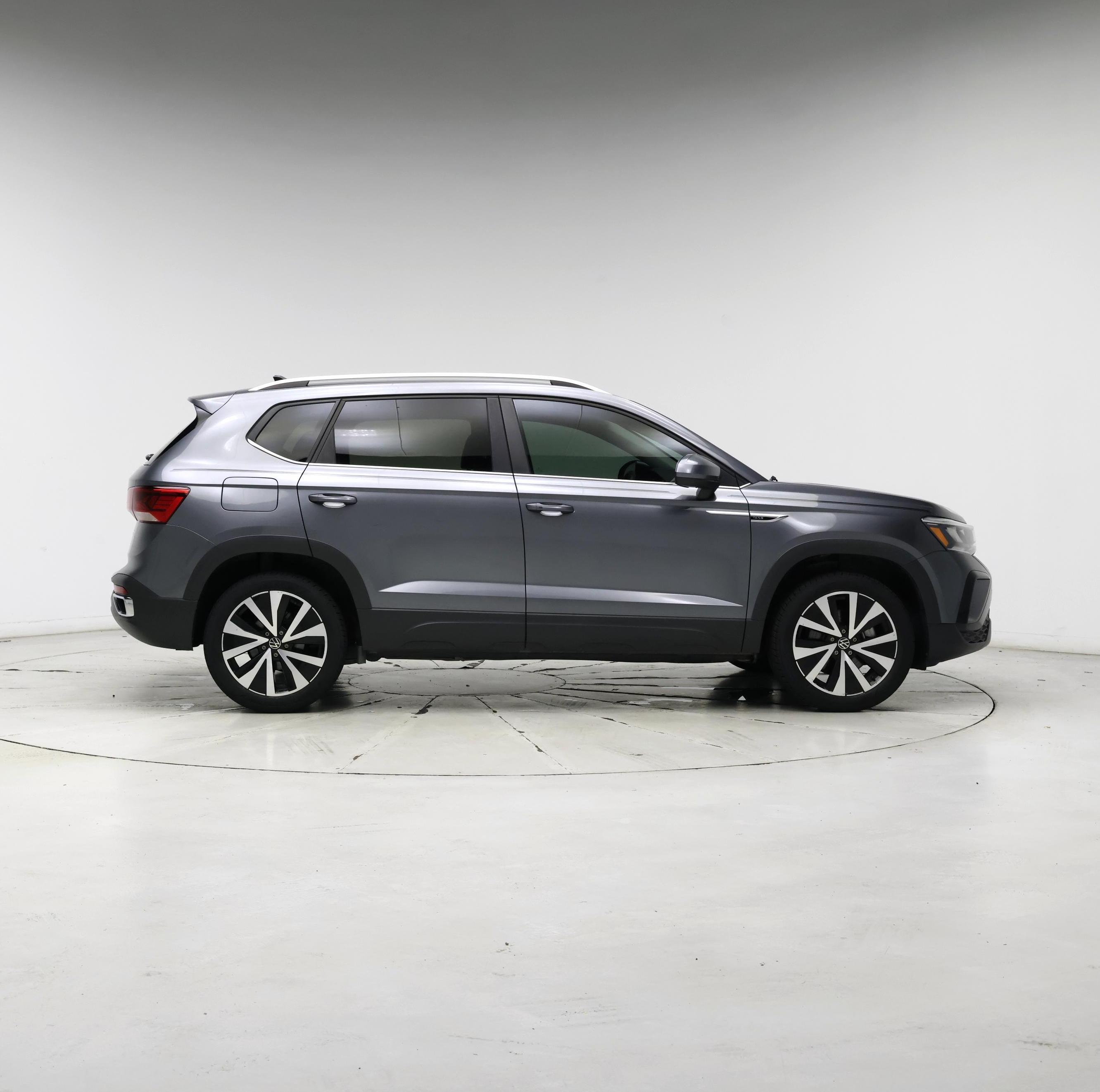 Thumbnail: 2022 Volkswagen Taos - 7