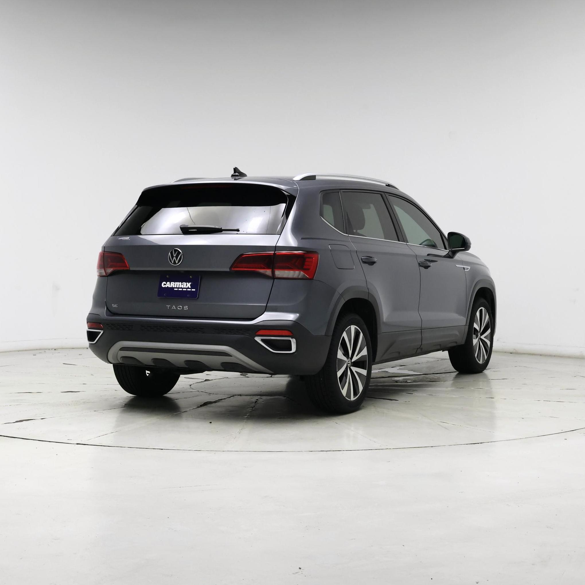 Thumbnail: 2022 Volkswagen Taos - 8