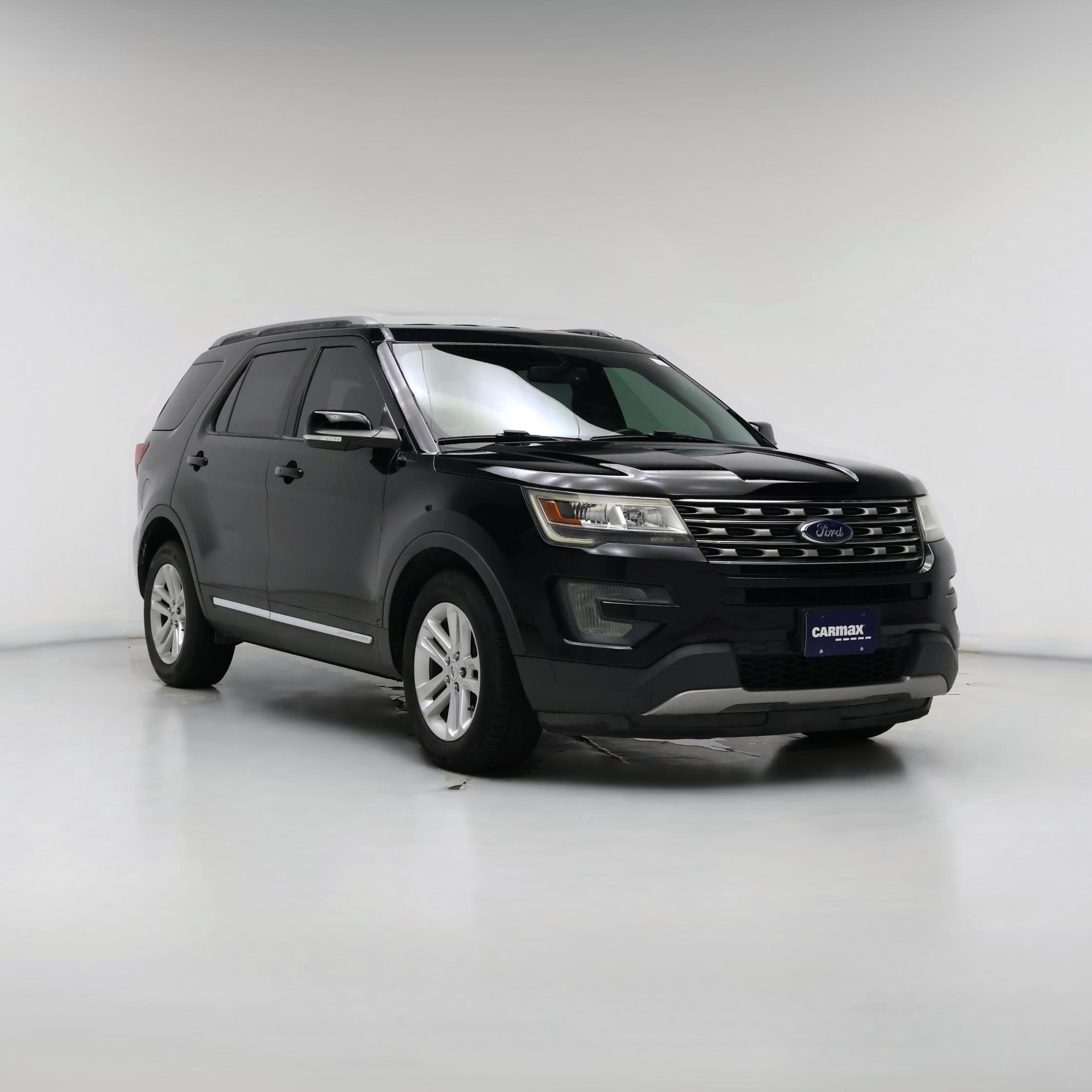 Thumbnail: 2017 Ford Explorer - 1