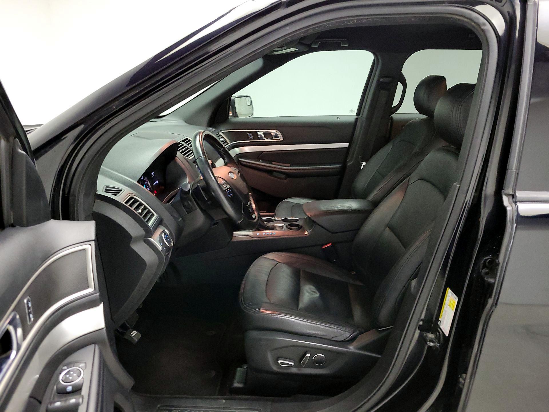 Thumbnail: 2017 Ford Explorer - 11