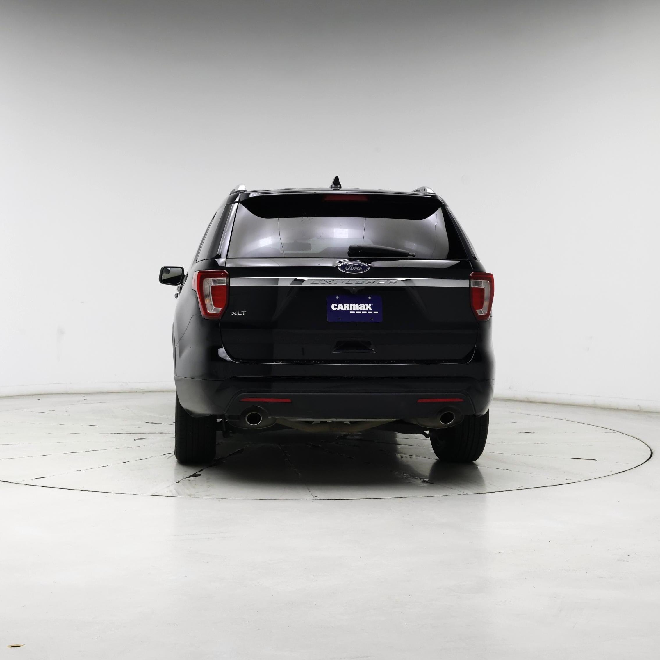 Thumbnail: 2017 Ford Explorer - 6