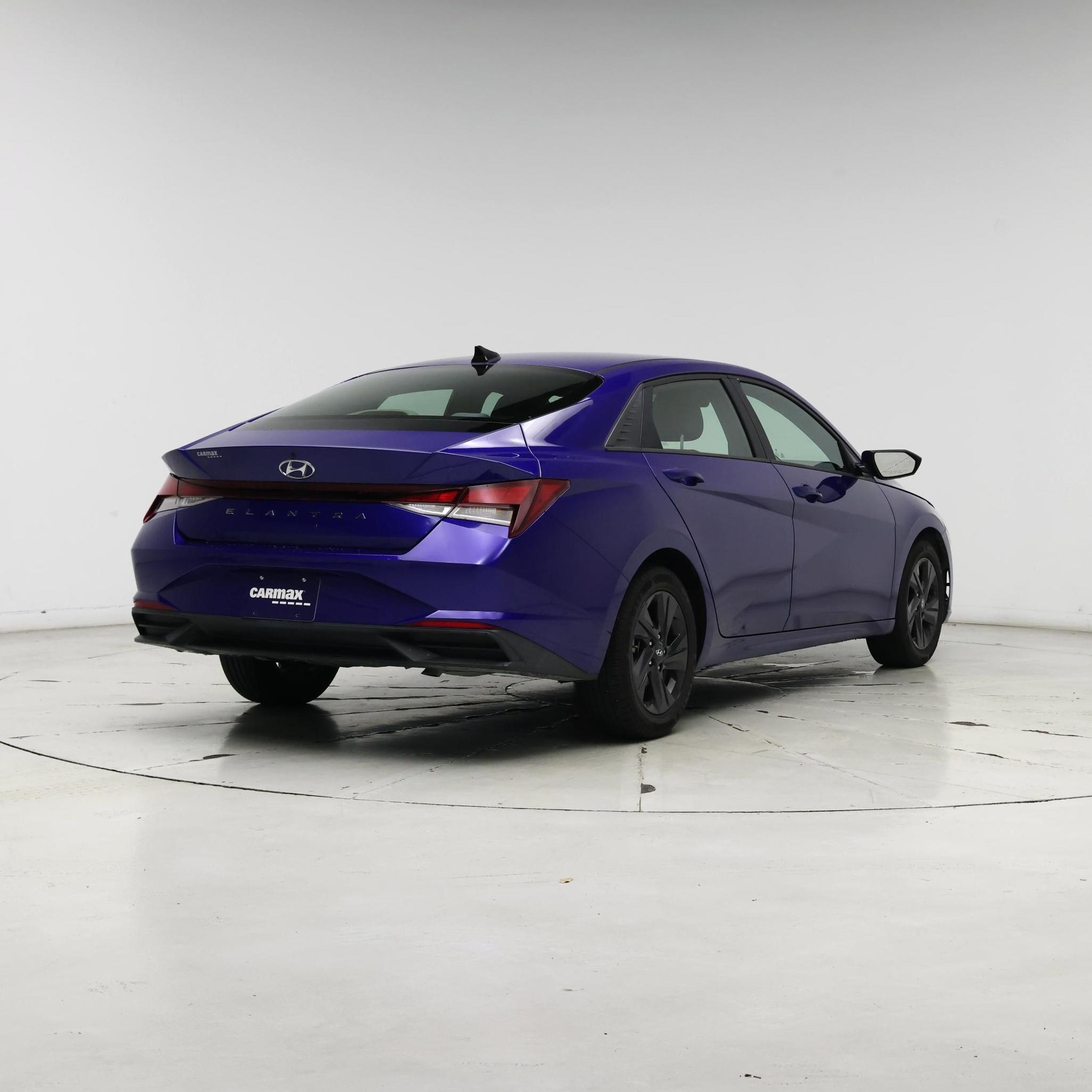 Thumbnail: 2021 Hyundai Elantra - 8