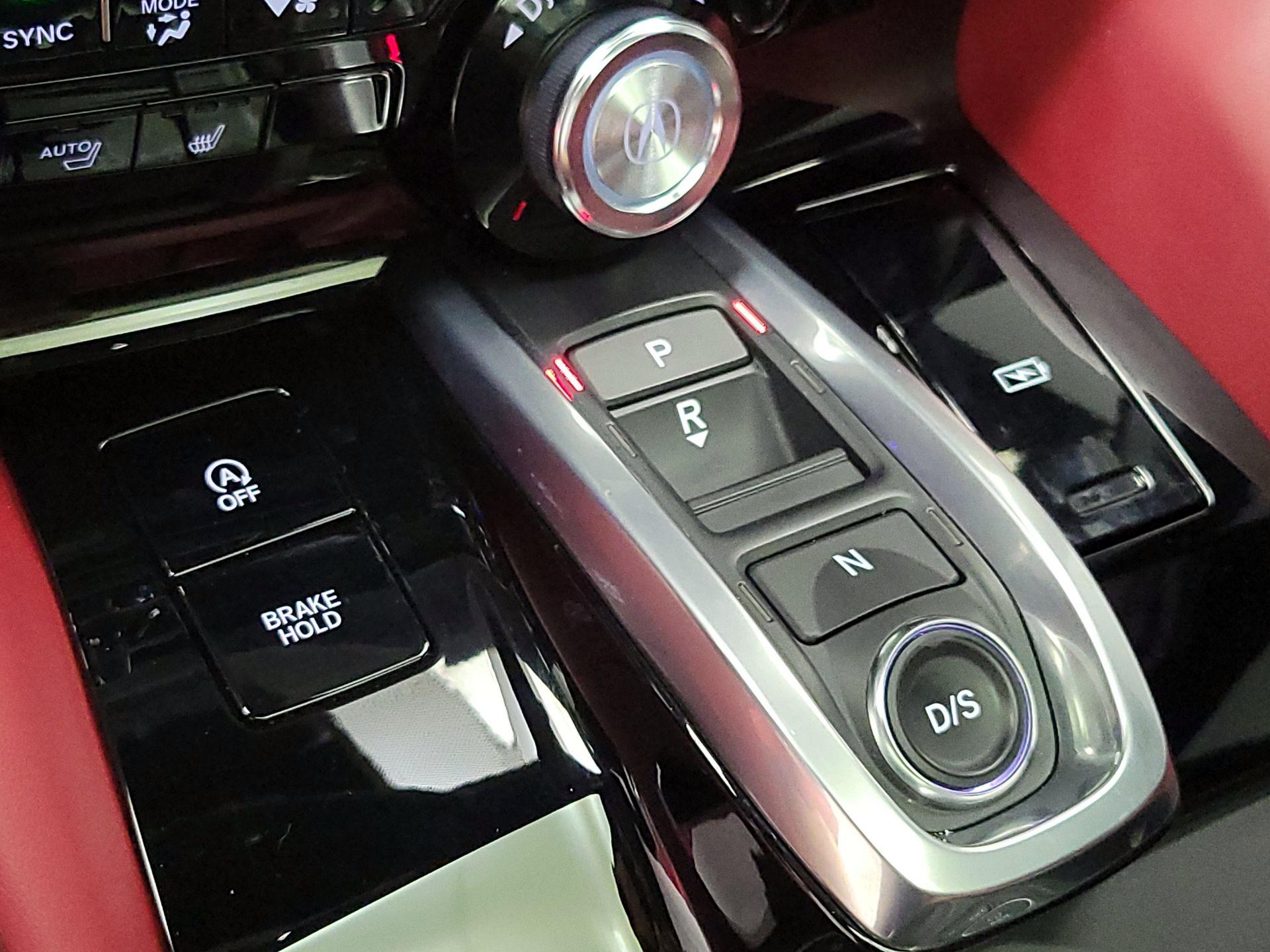 Thumbnail: 2023 Acura MDX - 18