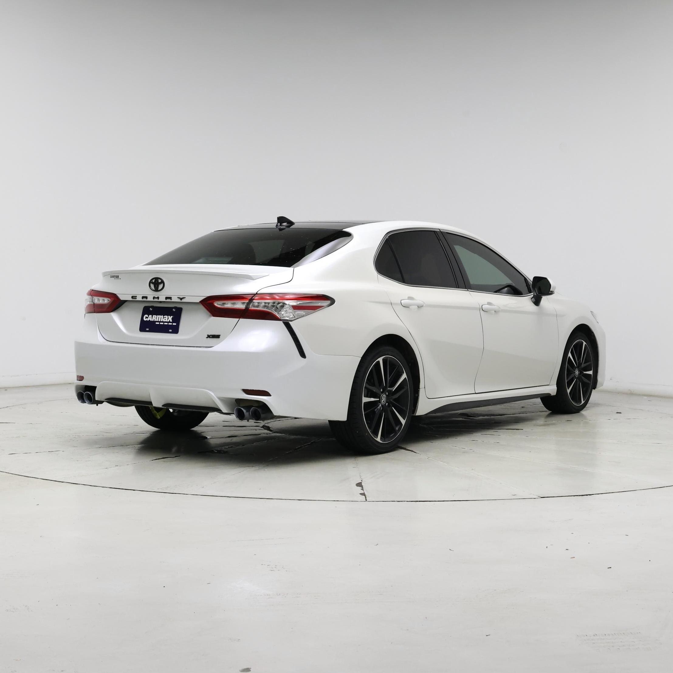 Thumbnail: 2020 Toyota Camry - 8