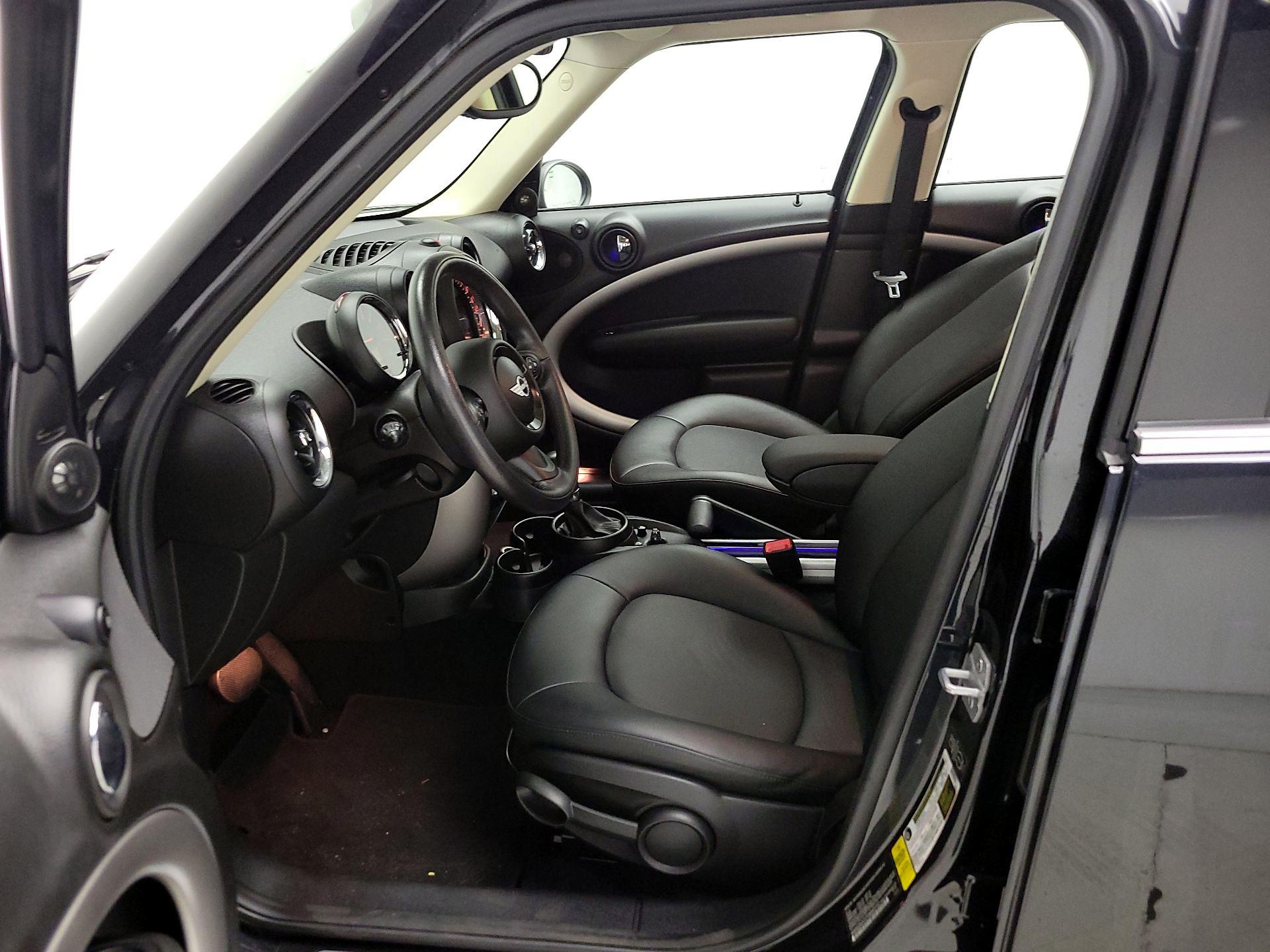 Thumbnail: 2015 MINI Cooper Countryman - 11
