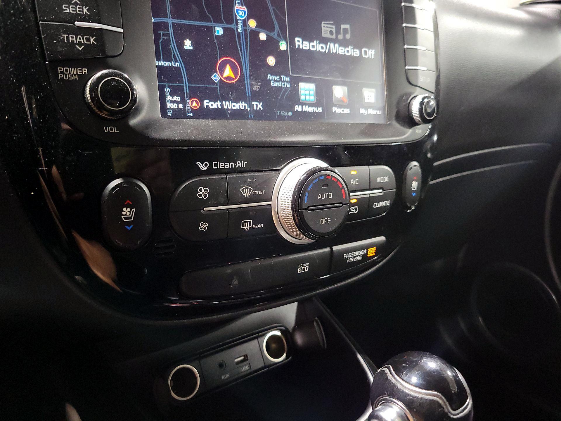 Thumbnail: 2016 Kia Soul - 16