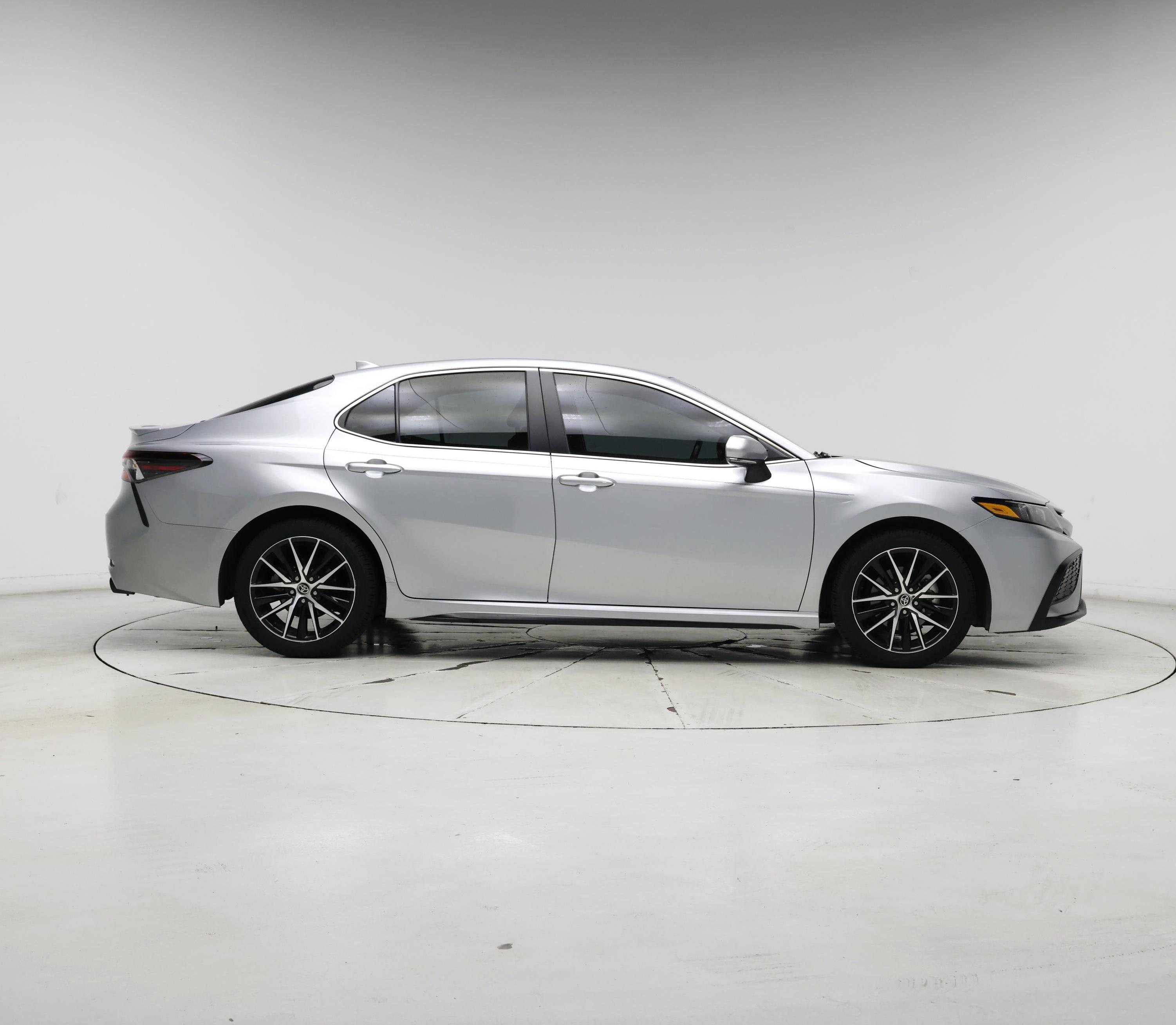 Thumbnail: 2023 Toyota Camry - 7
