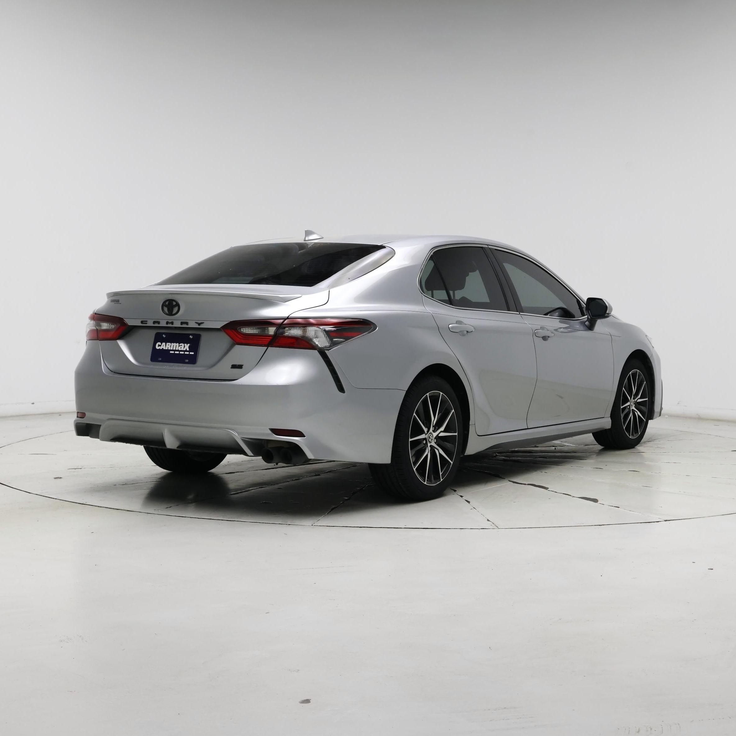 Thumbnail: 2023 Toyota Camry - 8
