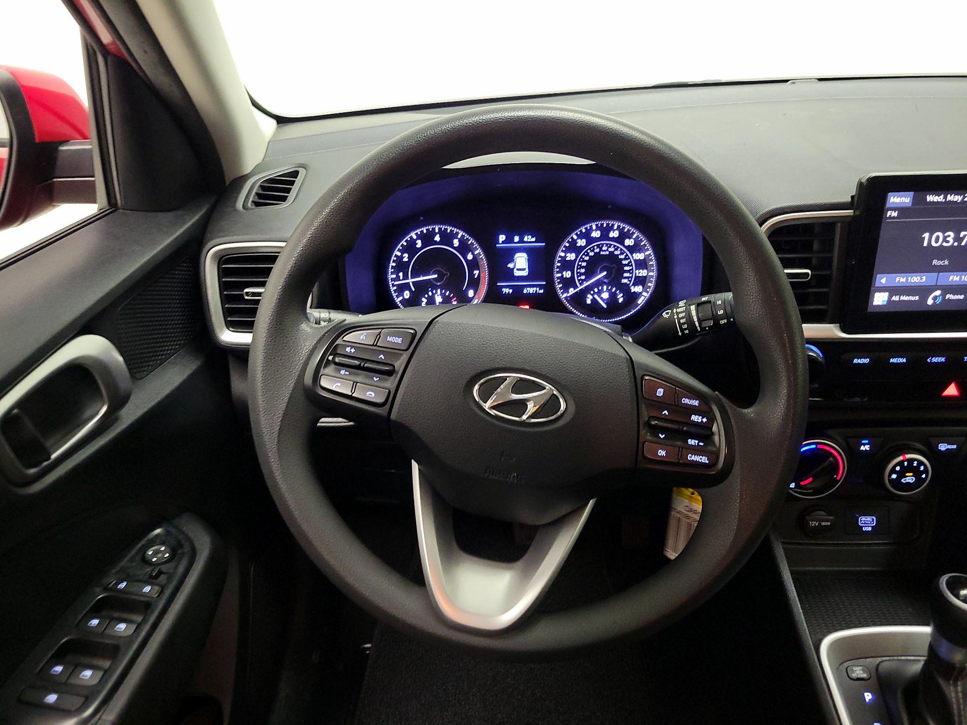 Thumbnail: 2021 Hyundai Venue - 10