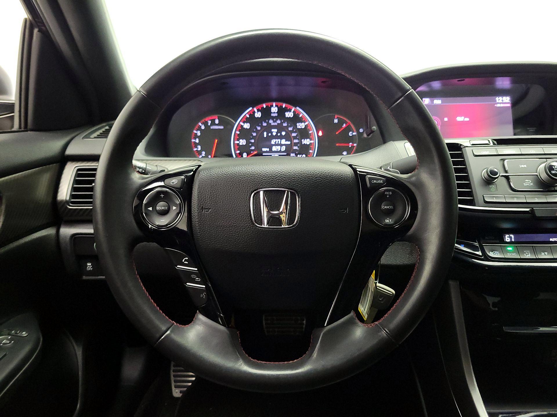 Thumbnail: 2017 Honda Accord - 10