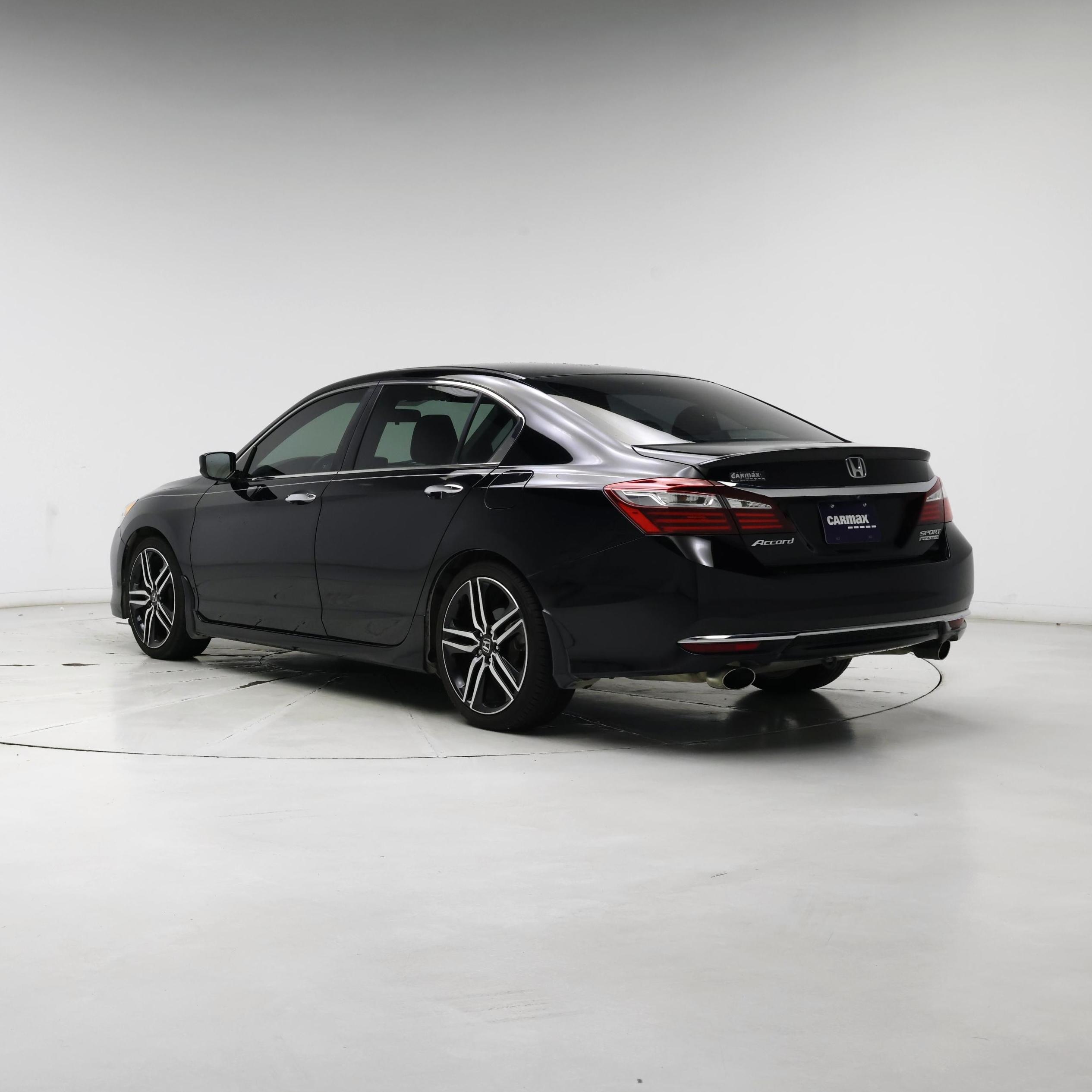 Thumbnail: 2017 Honda Accord - 2