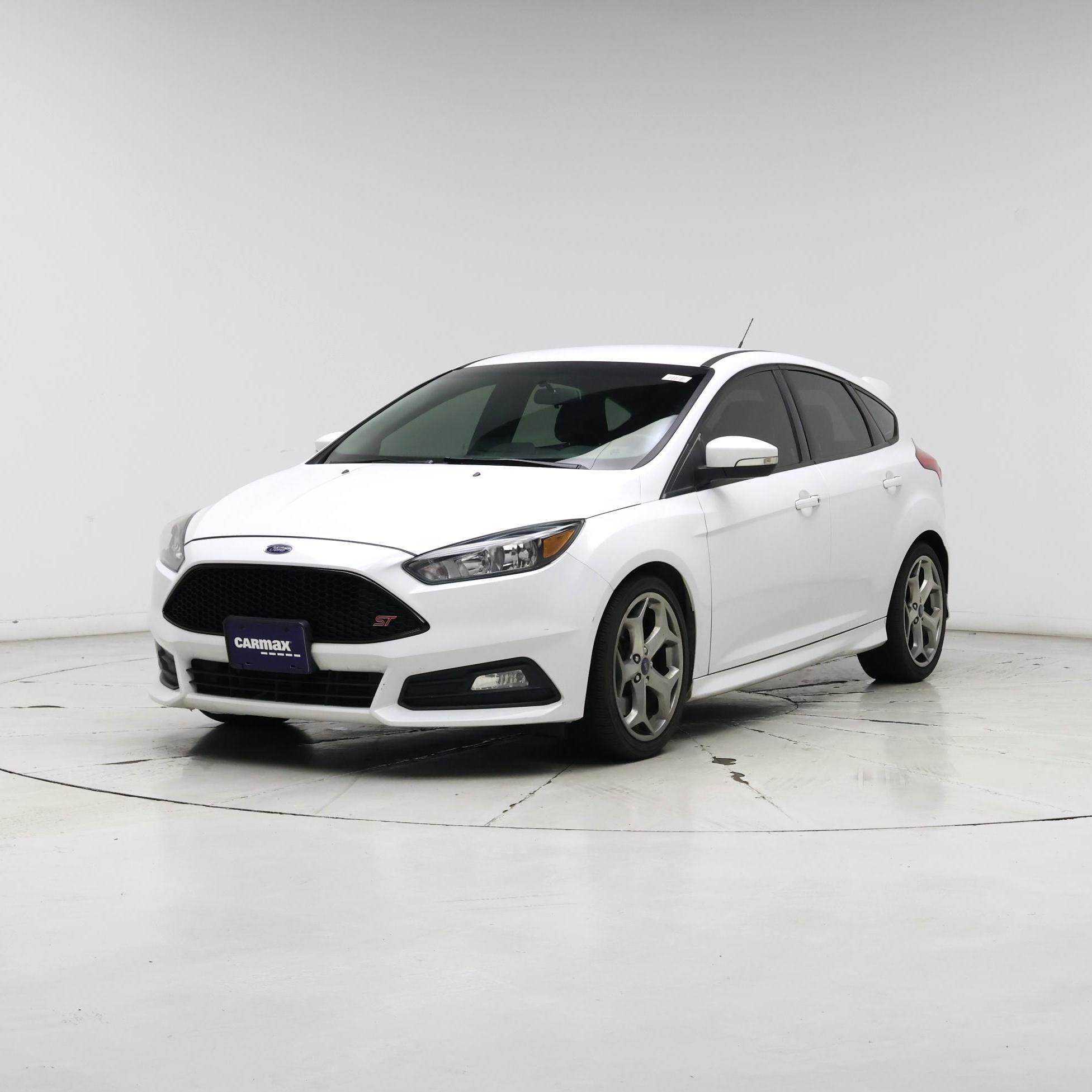 Thumbnail: 2017 Ford Focus - 4