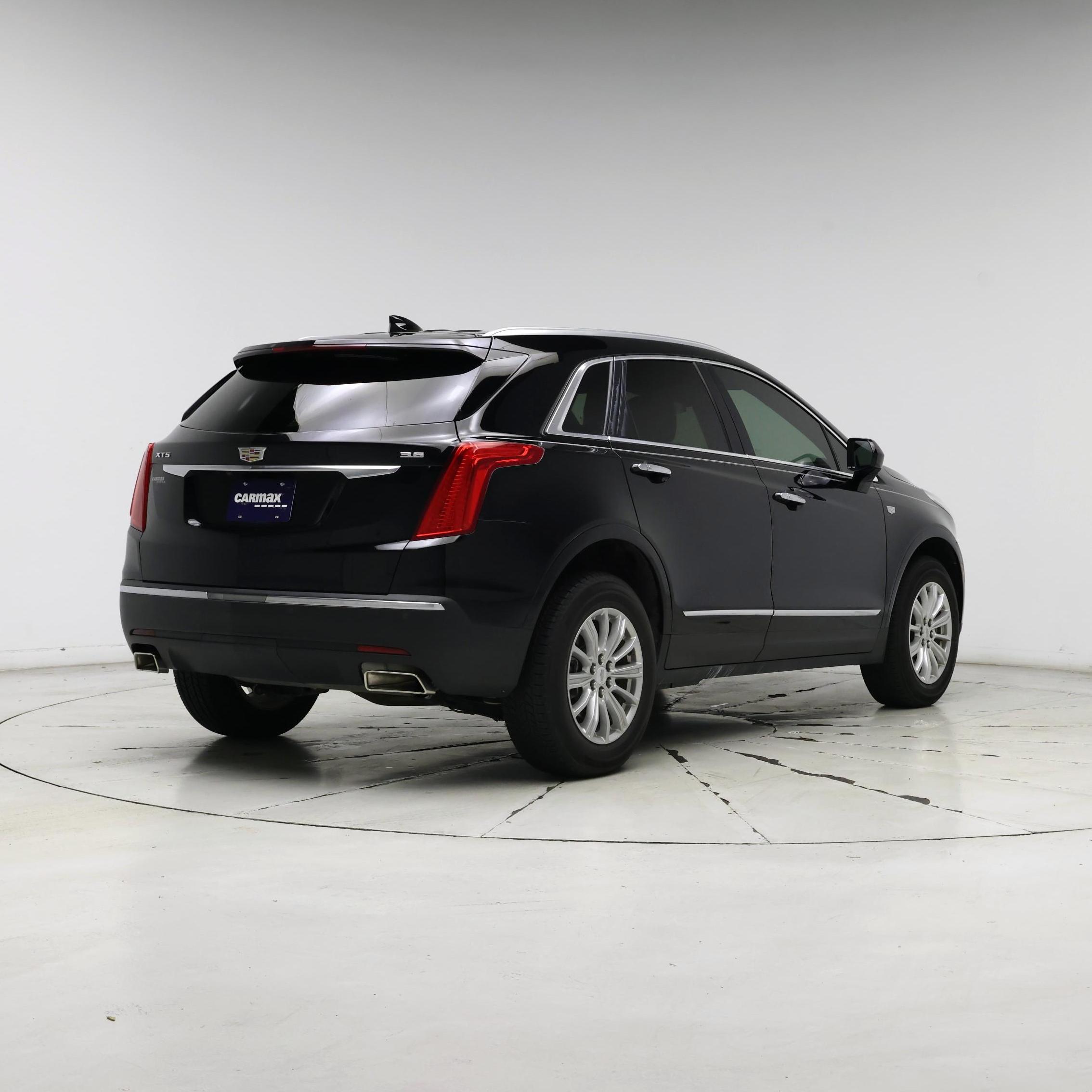 Thumbnail: 2018 Cadillac XT5 - 8