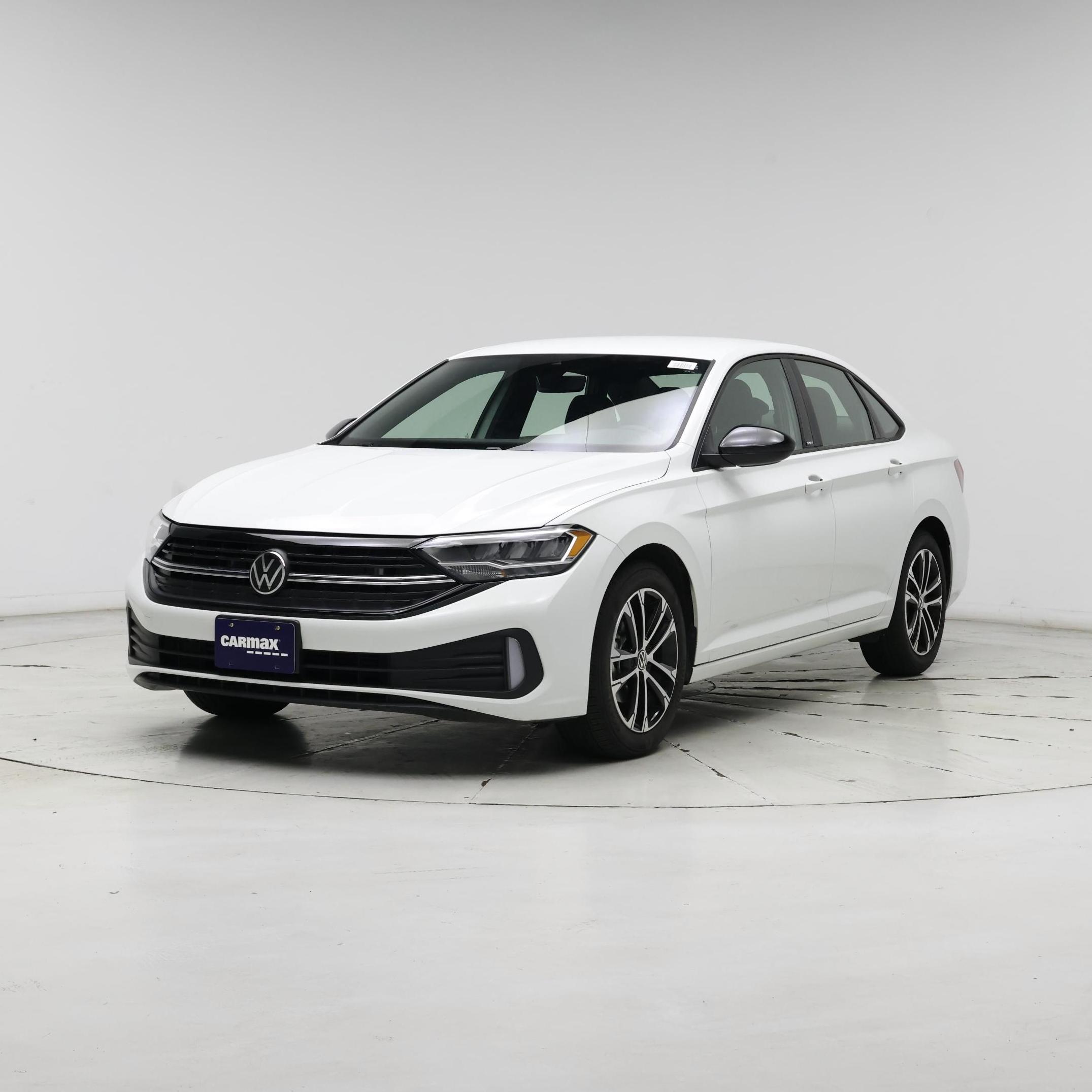 Thumbnail: 2024 Volkswagen Jetta - 4