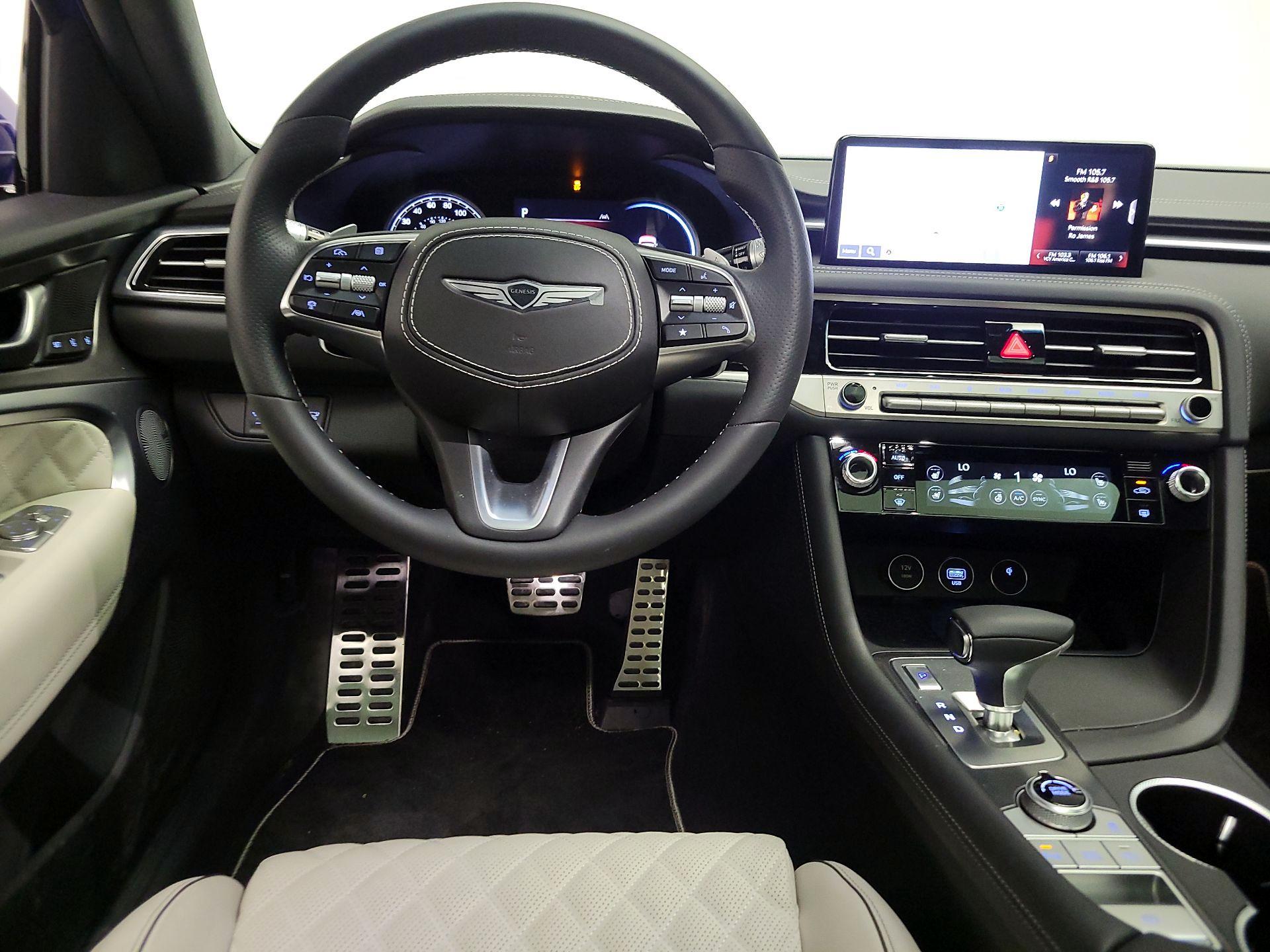 Thumbnail: 2025 Genesis G70 - 10