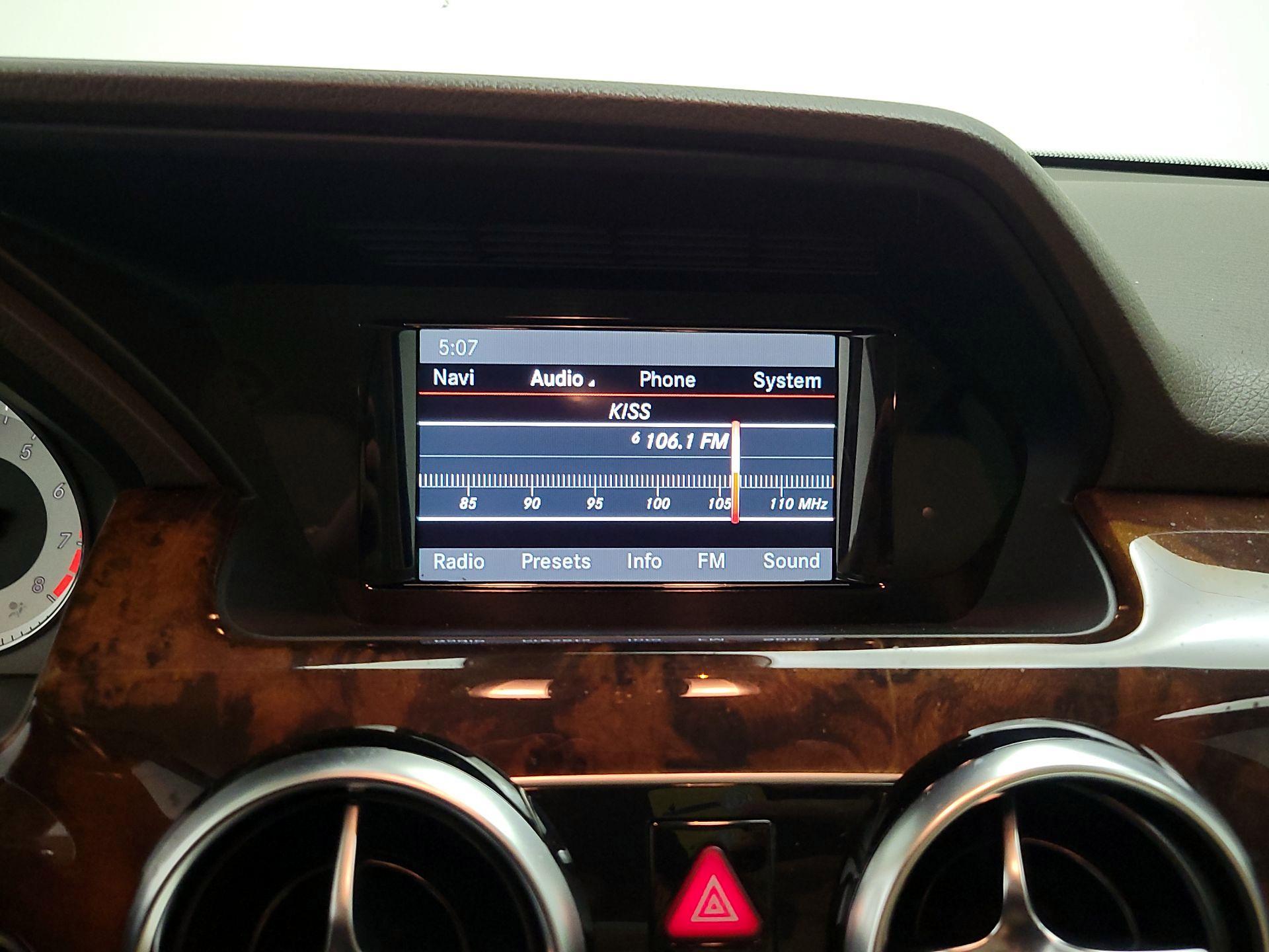 Thumbnail: 2014 Mercedes-Benz GLK - 15
