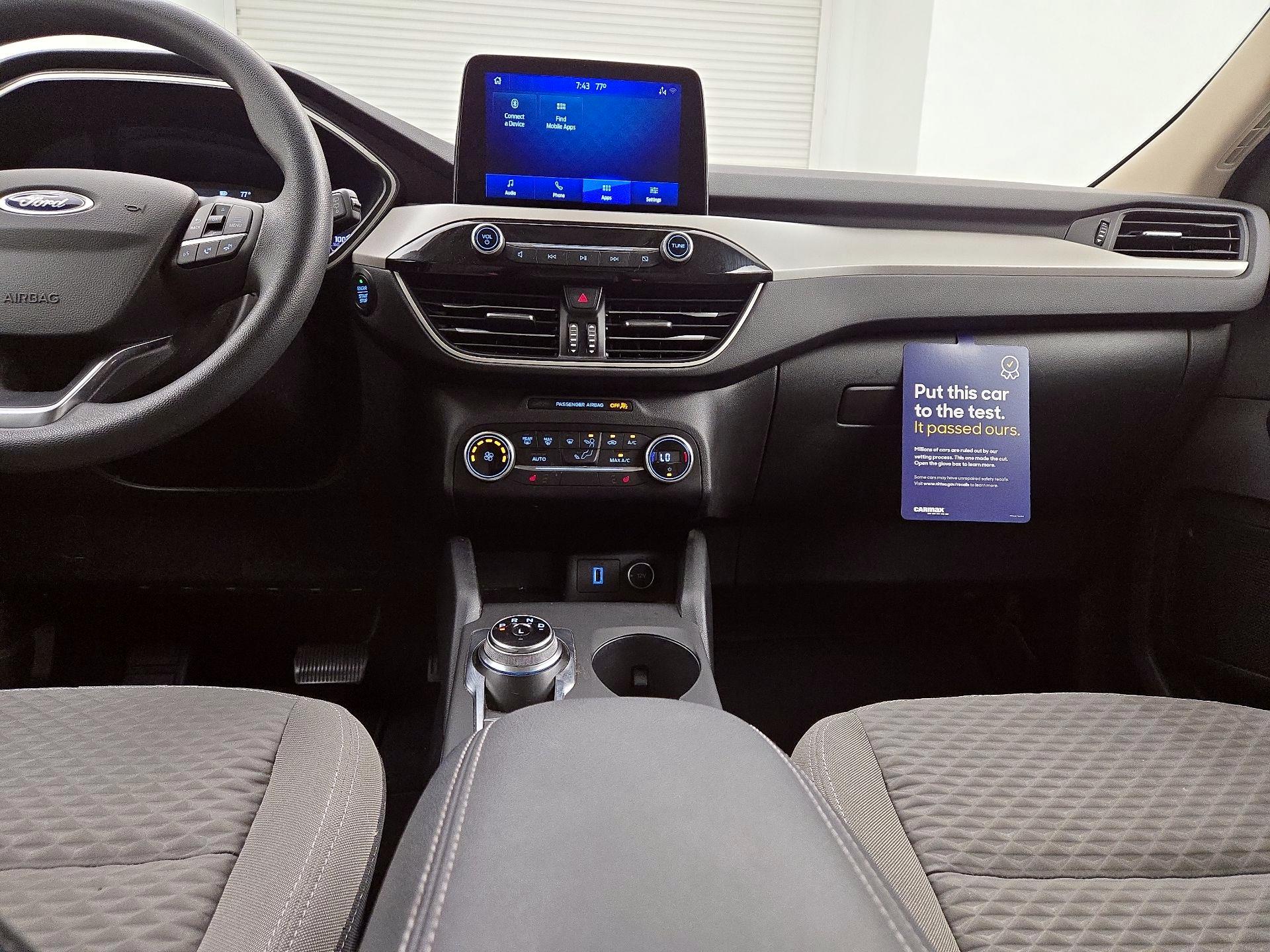 Thumbnail: 2020 Ford Escape - 9
