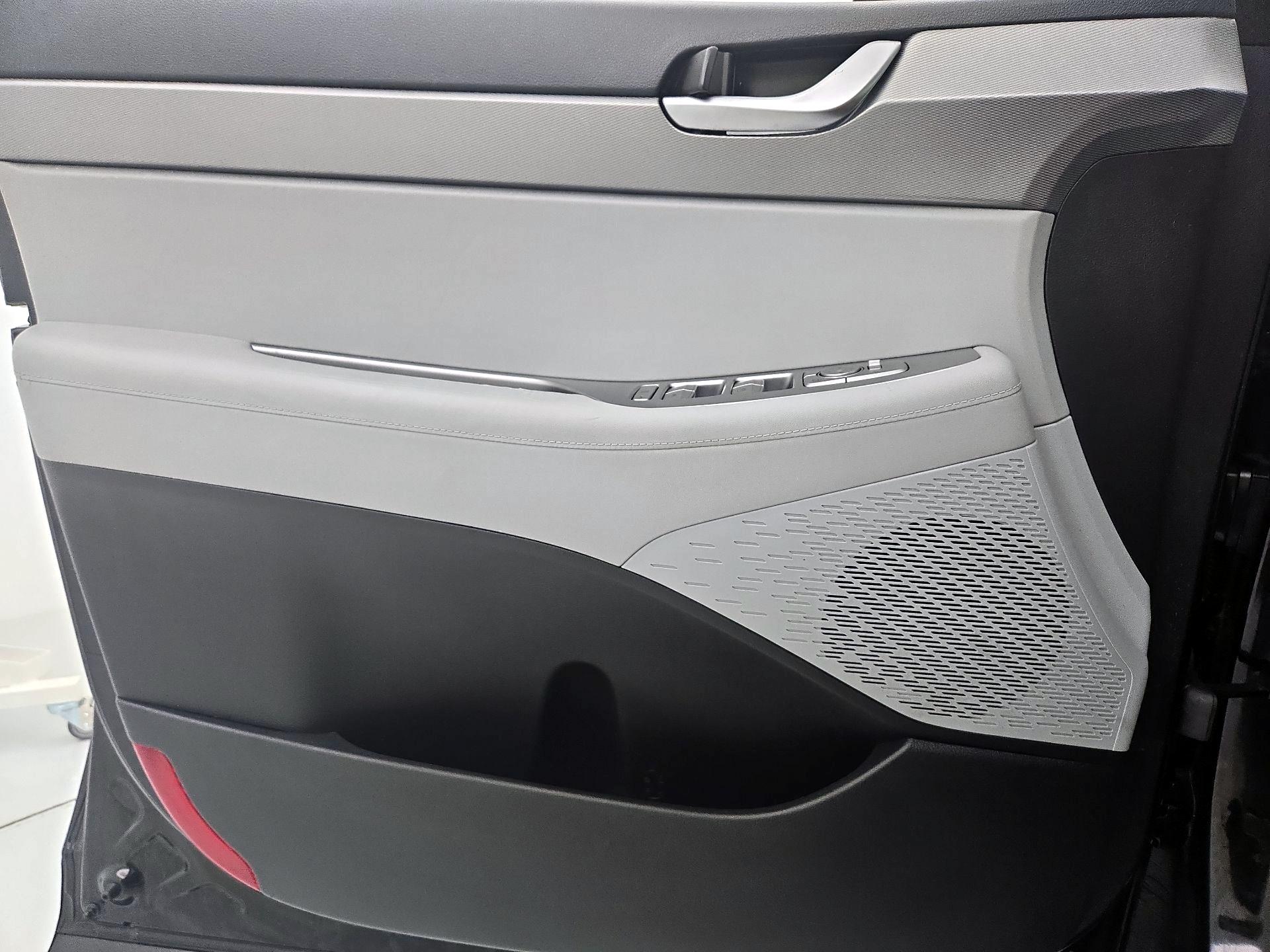 Thumbnail: 2020 Hyundai Palisade - 12