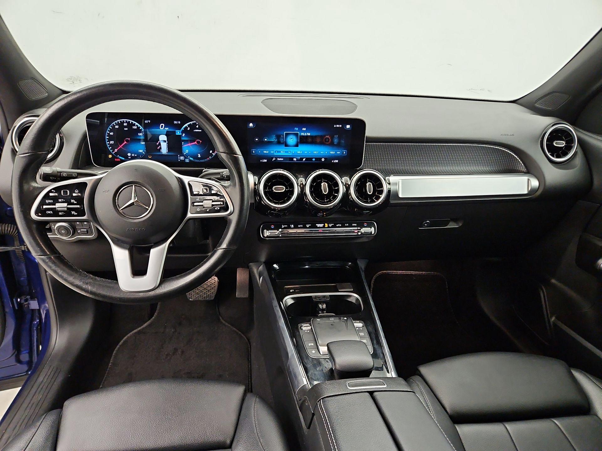 Thumbnail: 2021 Mercedes-Benz GLB - 9
