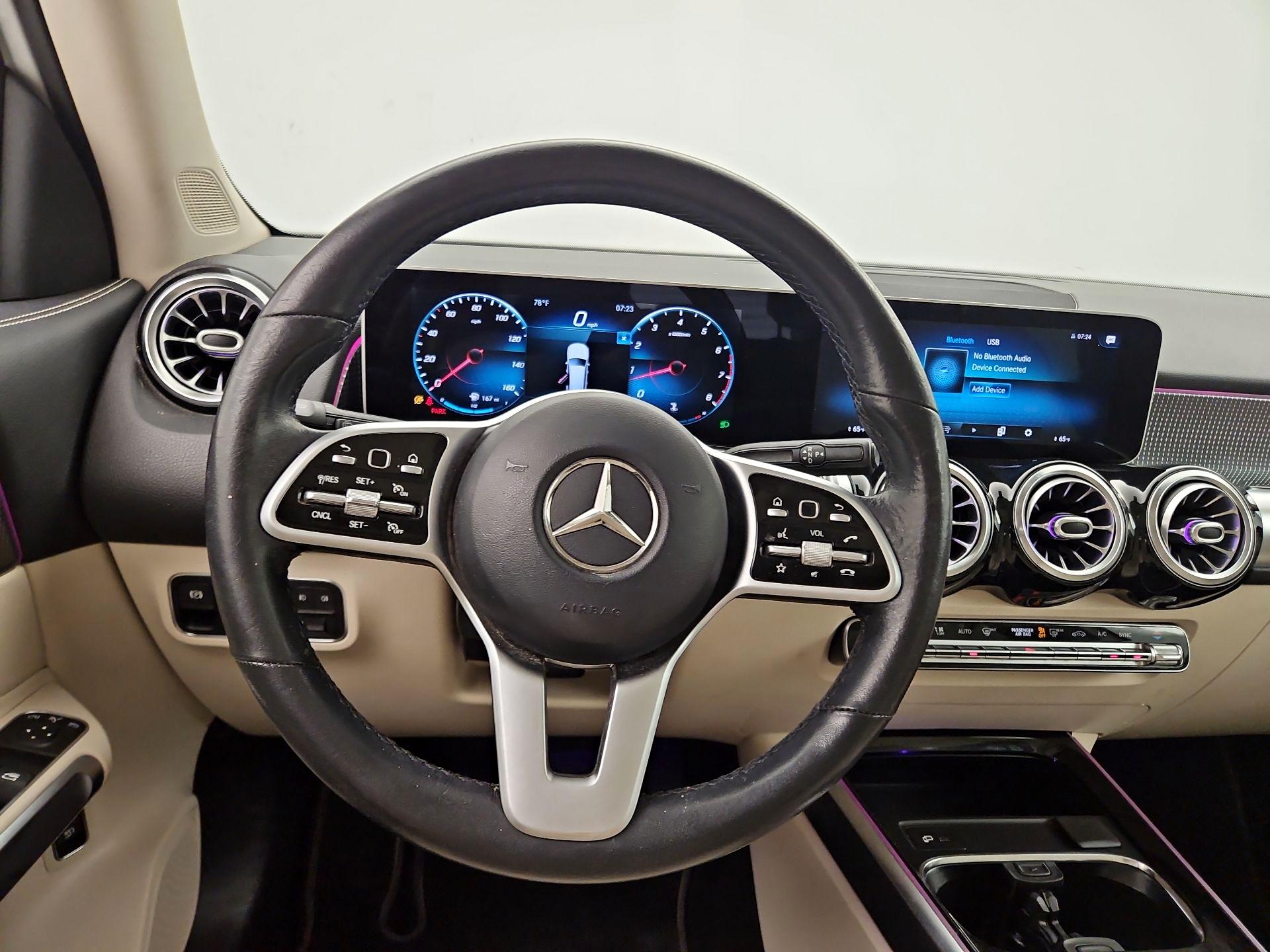Thumbnail: 2021 Mercedes-Benz GLB - 10