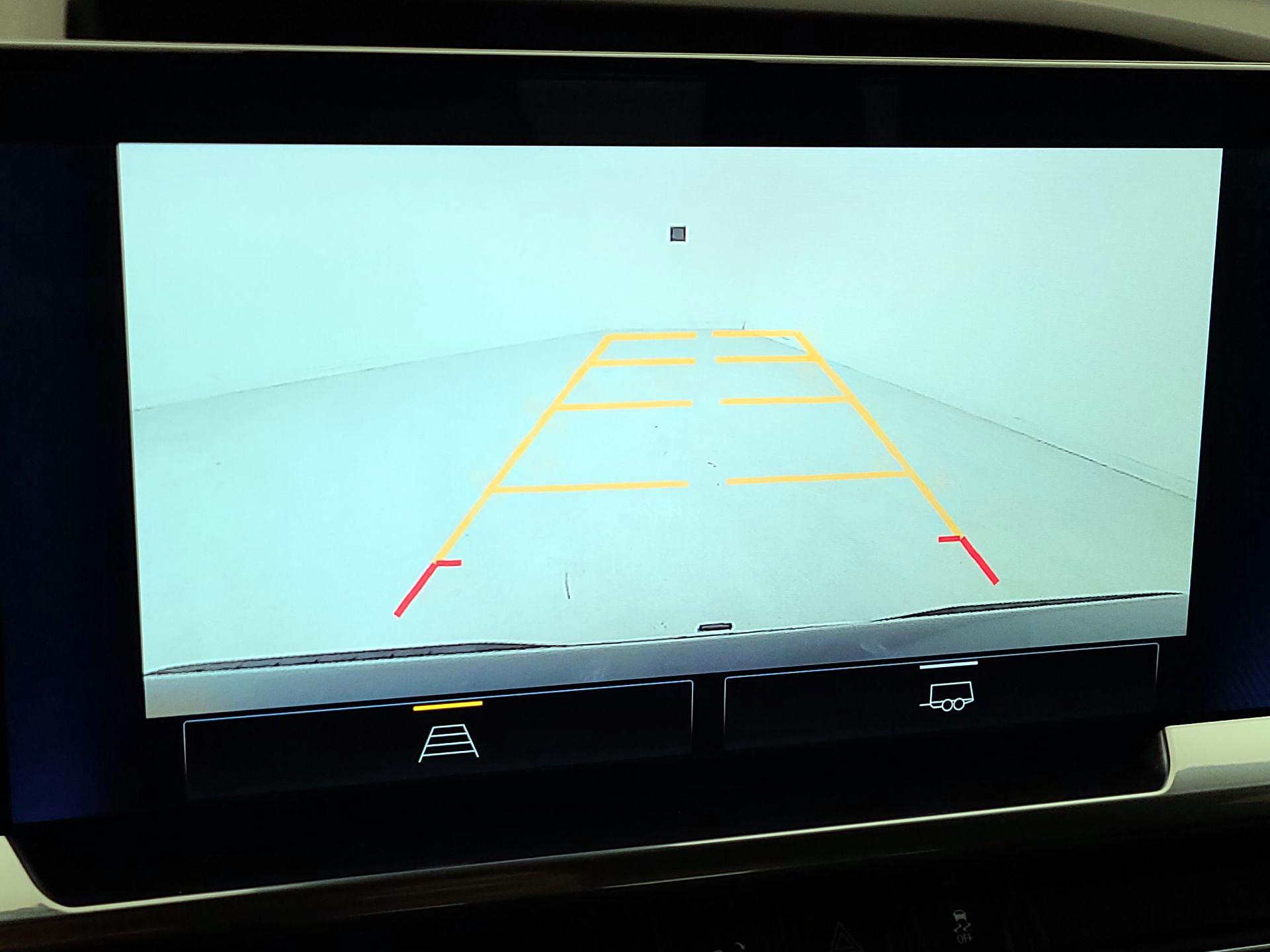 Thumbnail: 2022 Chevrolet Silverado 1500 - 14