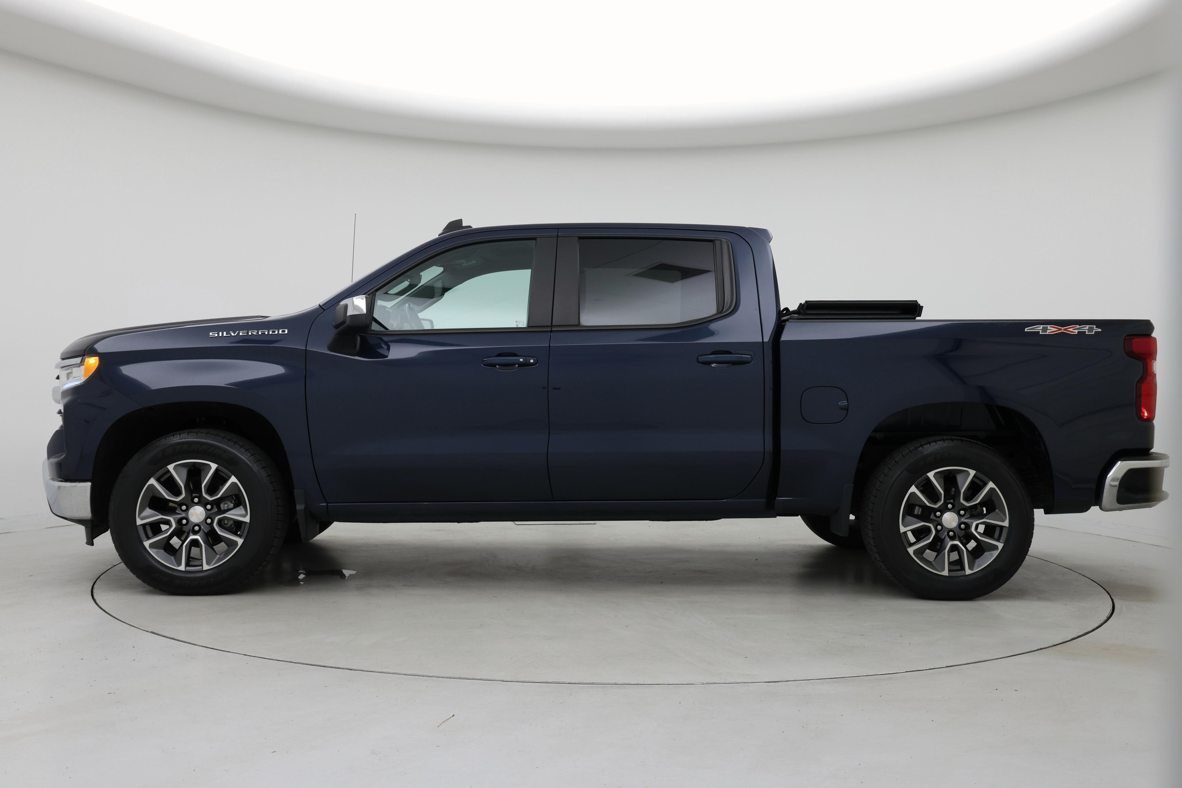 Thumbnail: 2022 Chevrolet Silverado 1500 - 3