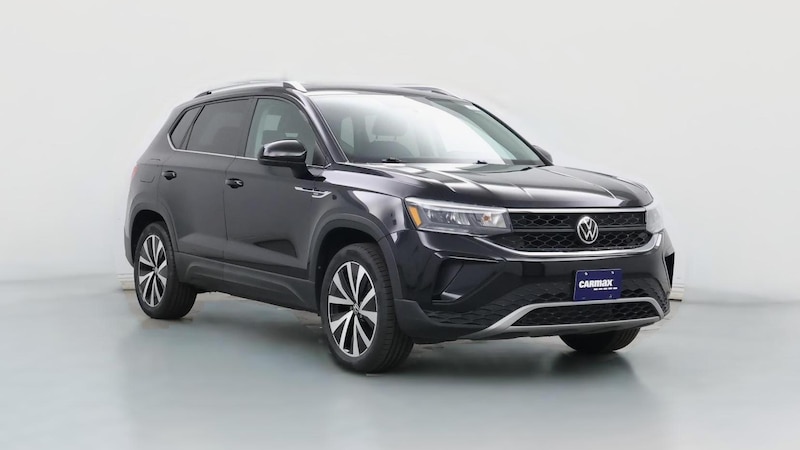 2022 Volkswagen Taos SE Hero Image
