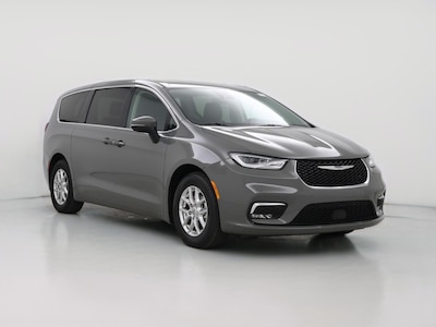 2023 Chrysler Pacifica Touring L -
                Bristol, TN