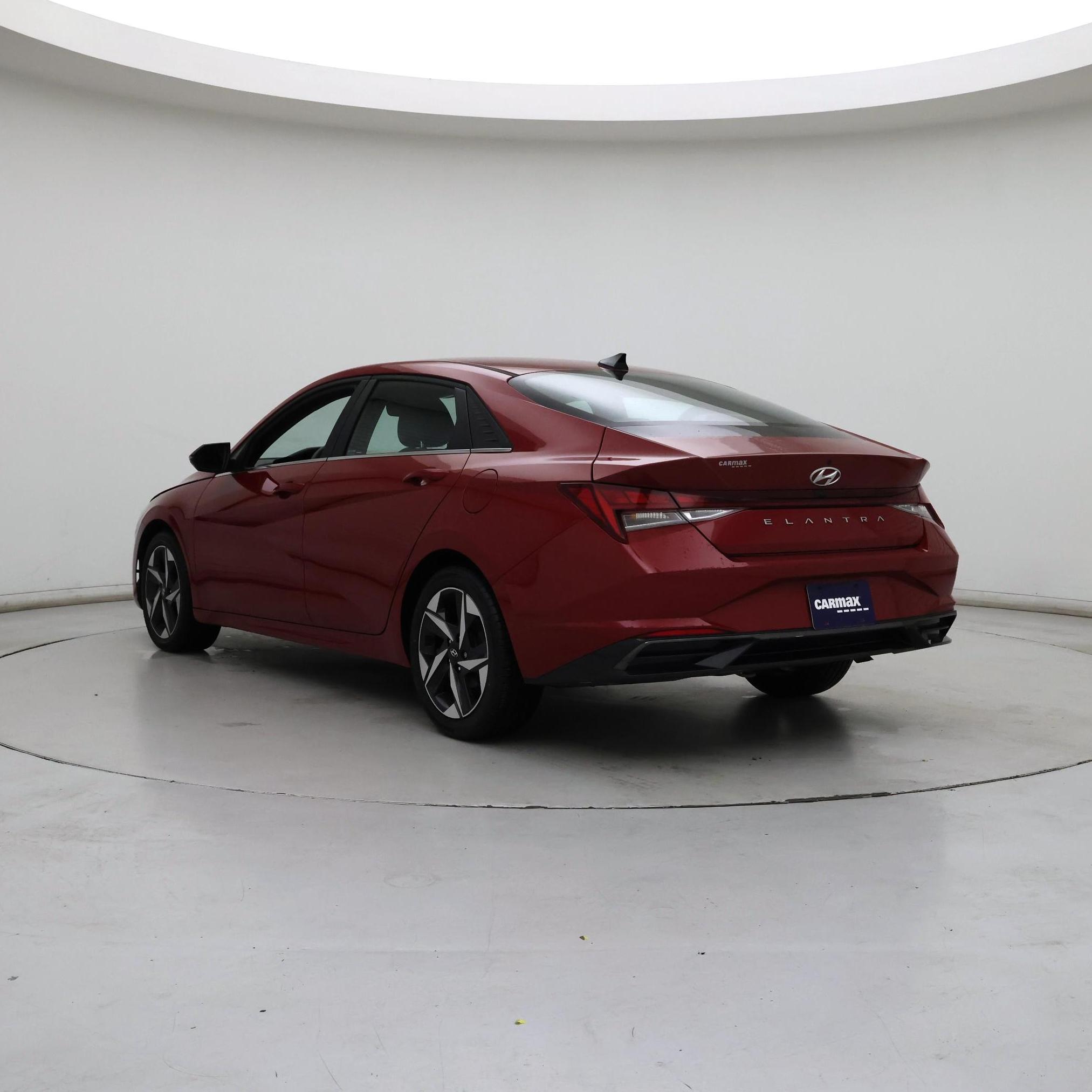 Thumbnail: 2022 Hyundai Elantra - 2