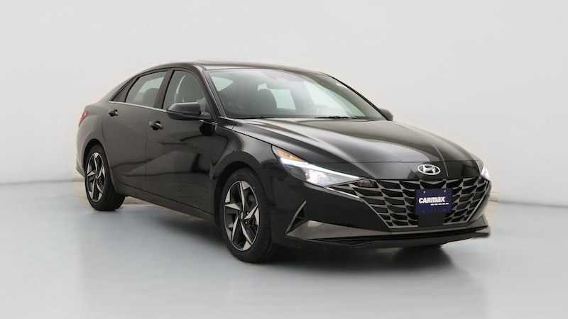 2022 Hyundai Elantra SEL Hero Image